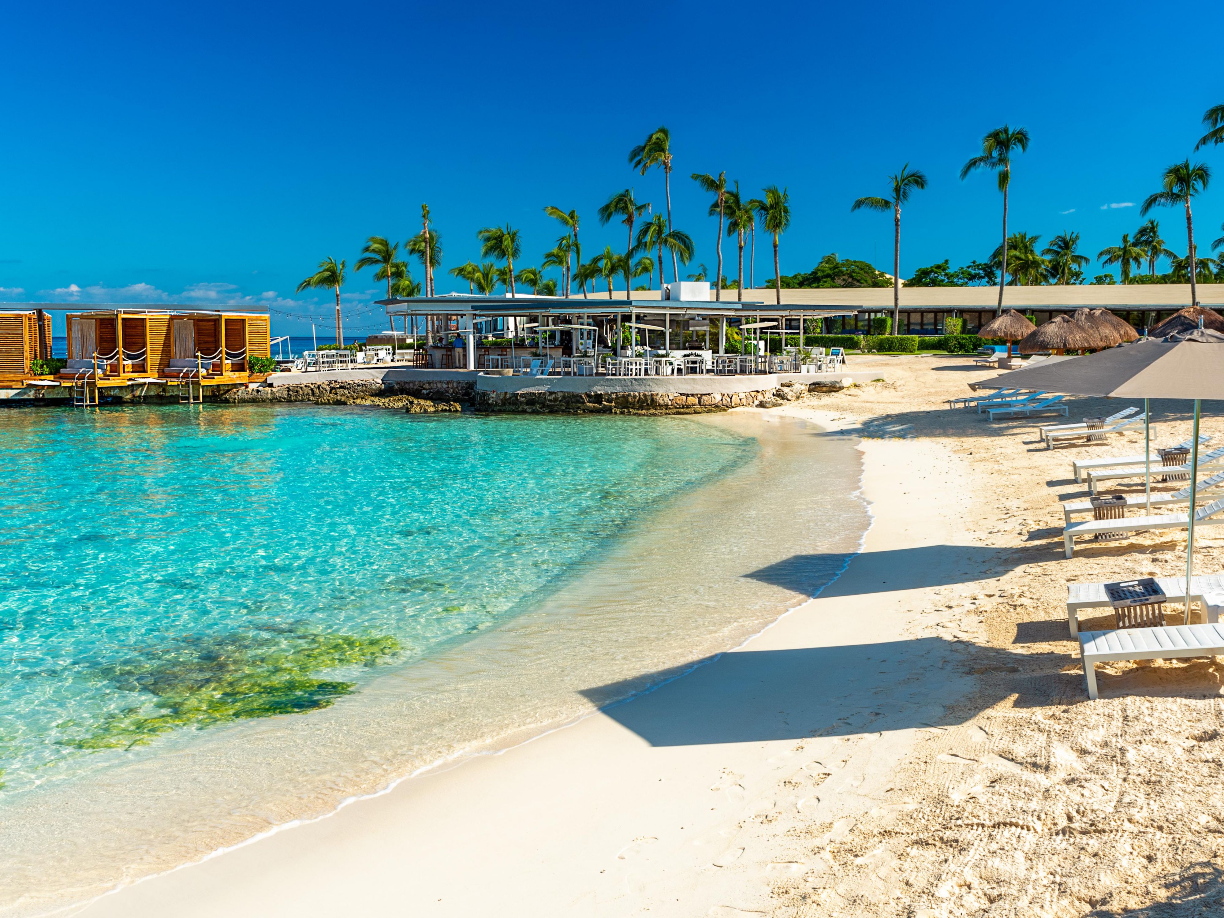 White-sand beach without sargassum in Cozumel