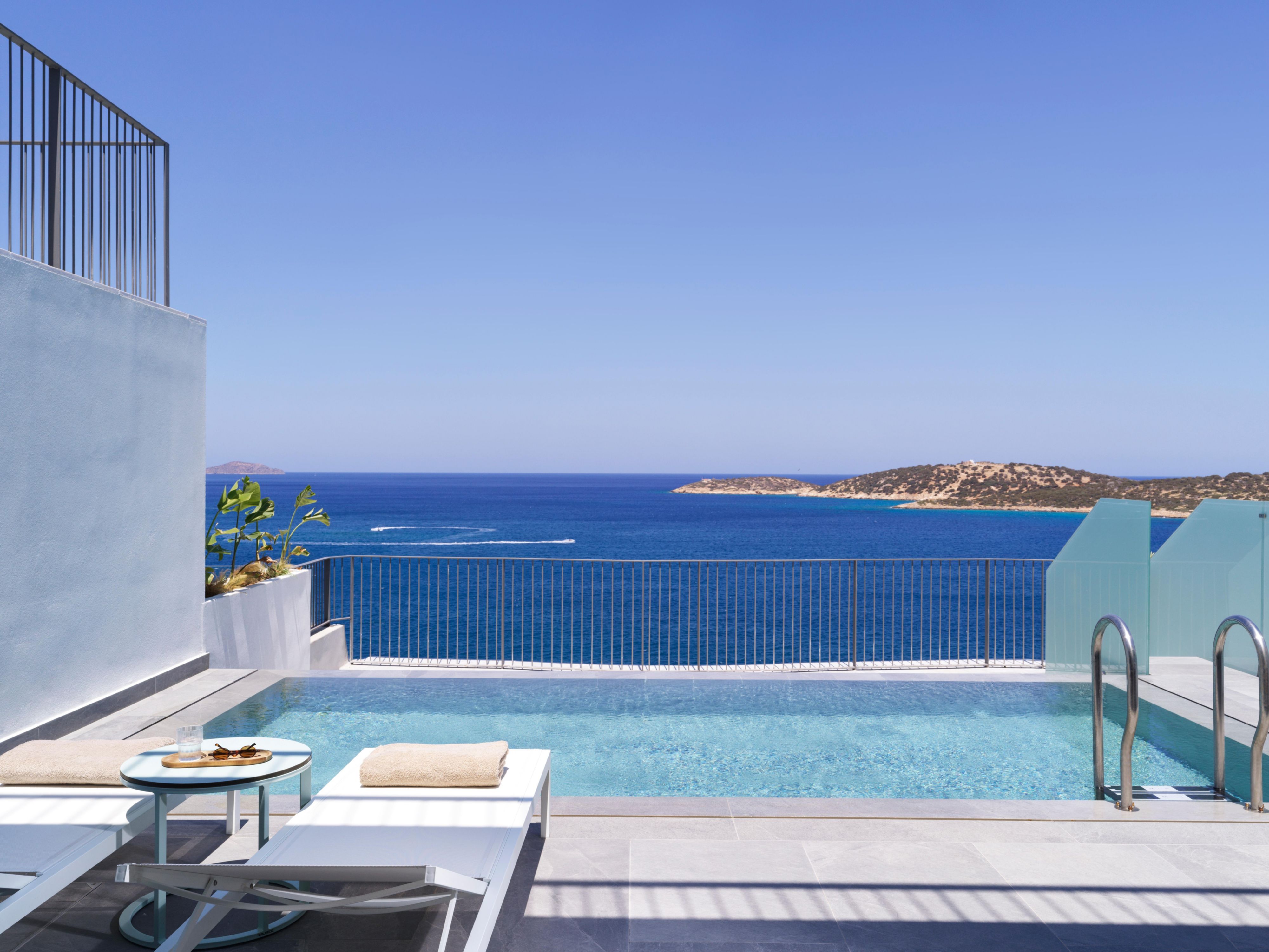 Signature Suite with private plunge pool overlooking ocean