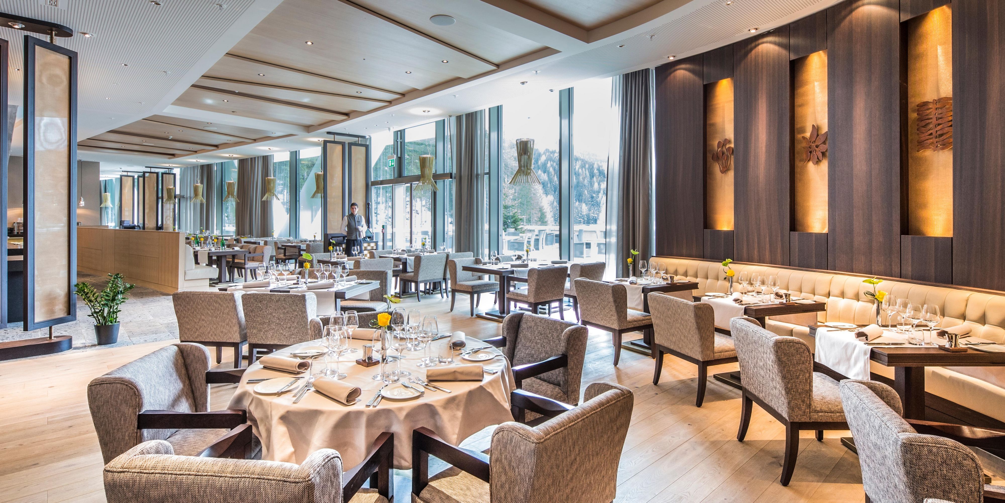 Restaurants Near Davos Dorf. - Luxury Hotels