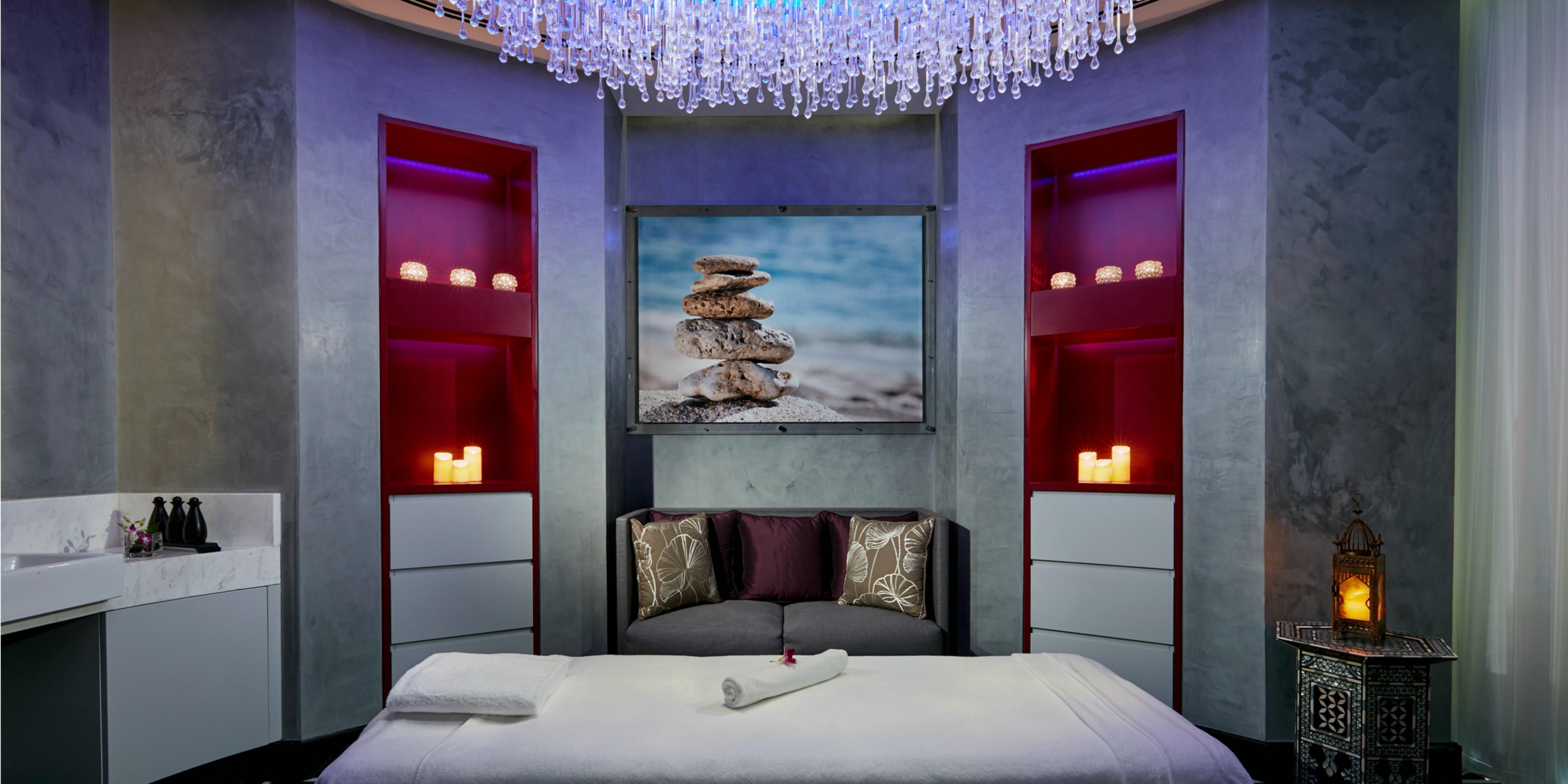 Escape into the luxurious haven of Spa InterContinental, featuring 16 treatment rooms and suites, private indoor pool, Jacuzzi, sauna, and steam facilities. After your treatment, head to the Spa's separate relaxation rooms to unwind. 