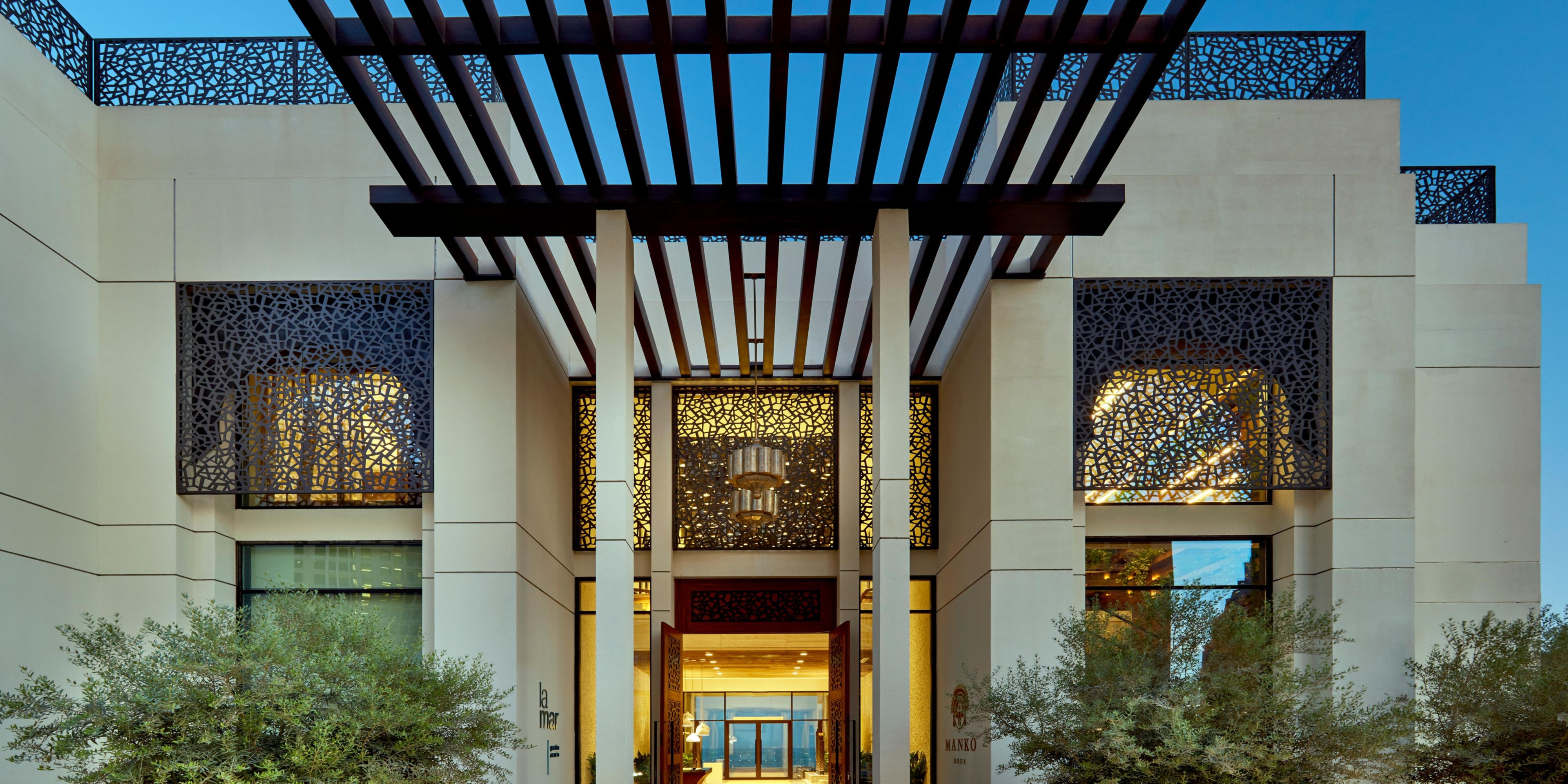 InterContinental Doha Beach & Spa features a diverse array of 14 restaurants and bars, including the World's Largest Belgian Cafe, La Mar by celebrity chef Gaston Acurio, and Parisian lounge, Manko Doha.