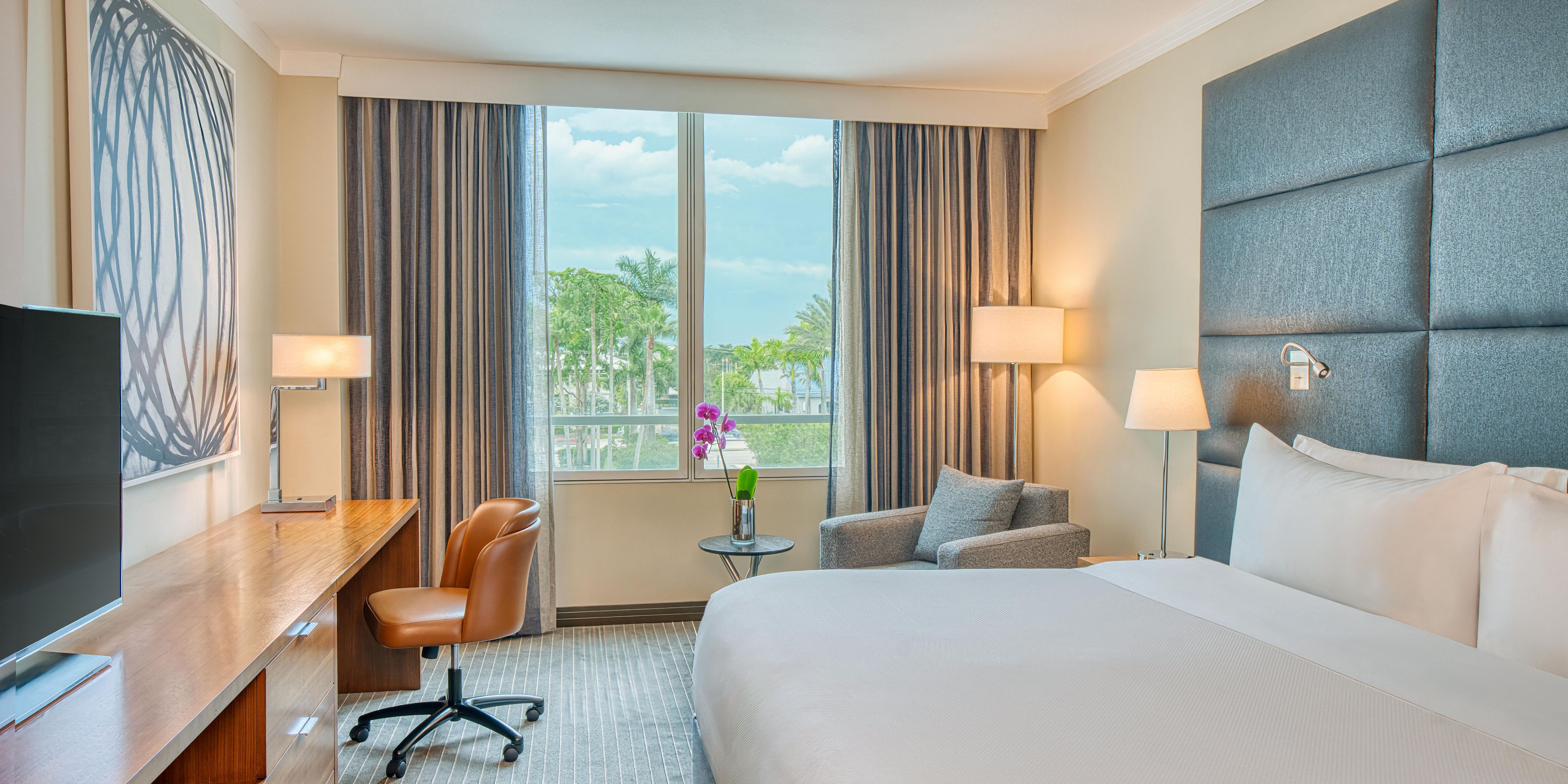 Classic Guest Room 