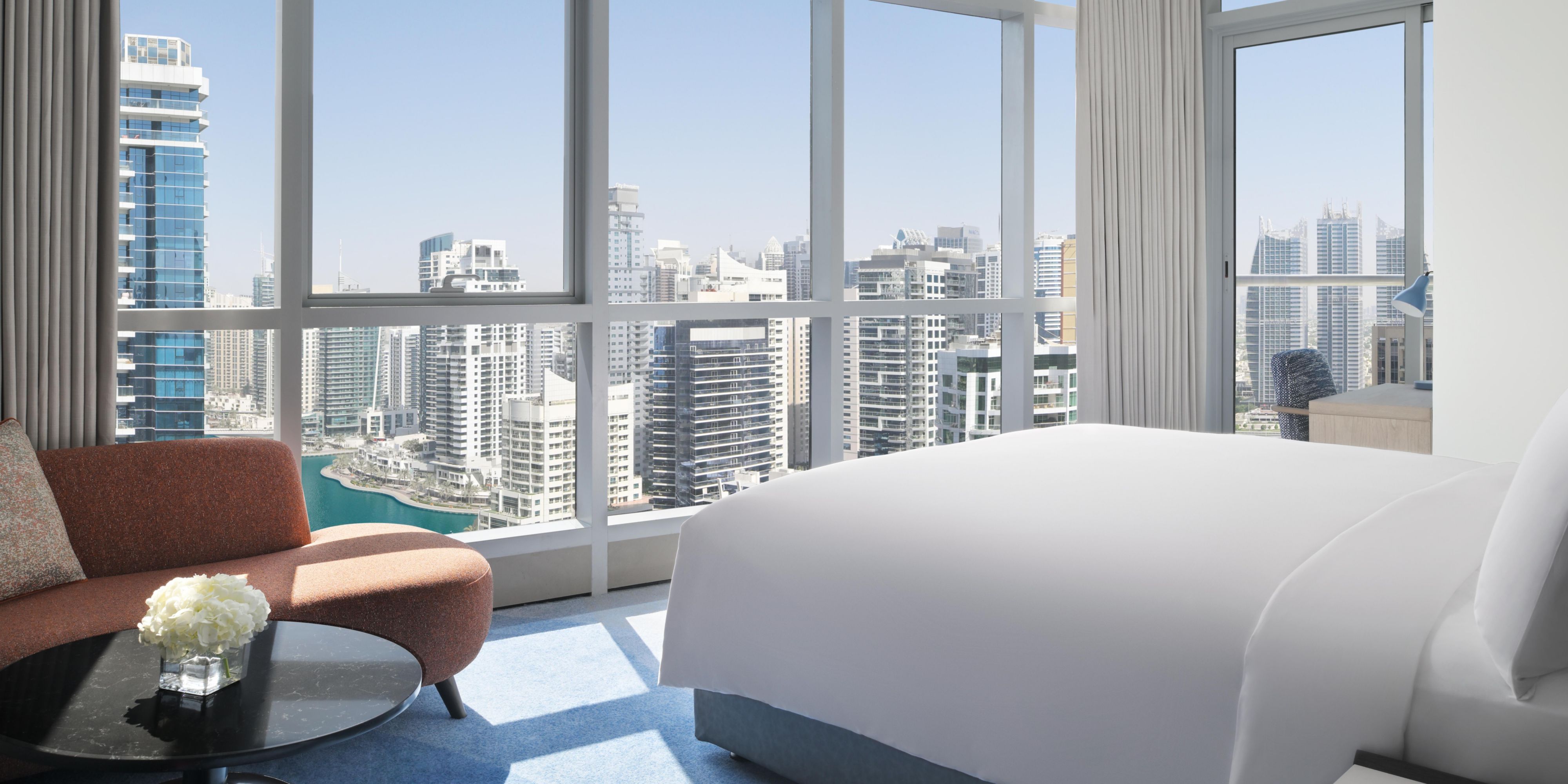 Centrally located in the heart of Dubai Marina, our residences are easily accessible and just steps away from all the vibrant attractions. For short stays or long stays an InterContinental Residence is the perfect choice for those who believe unique and enriching experiences should be part of every day.