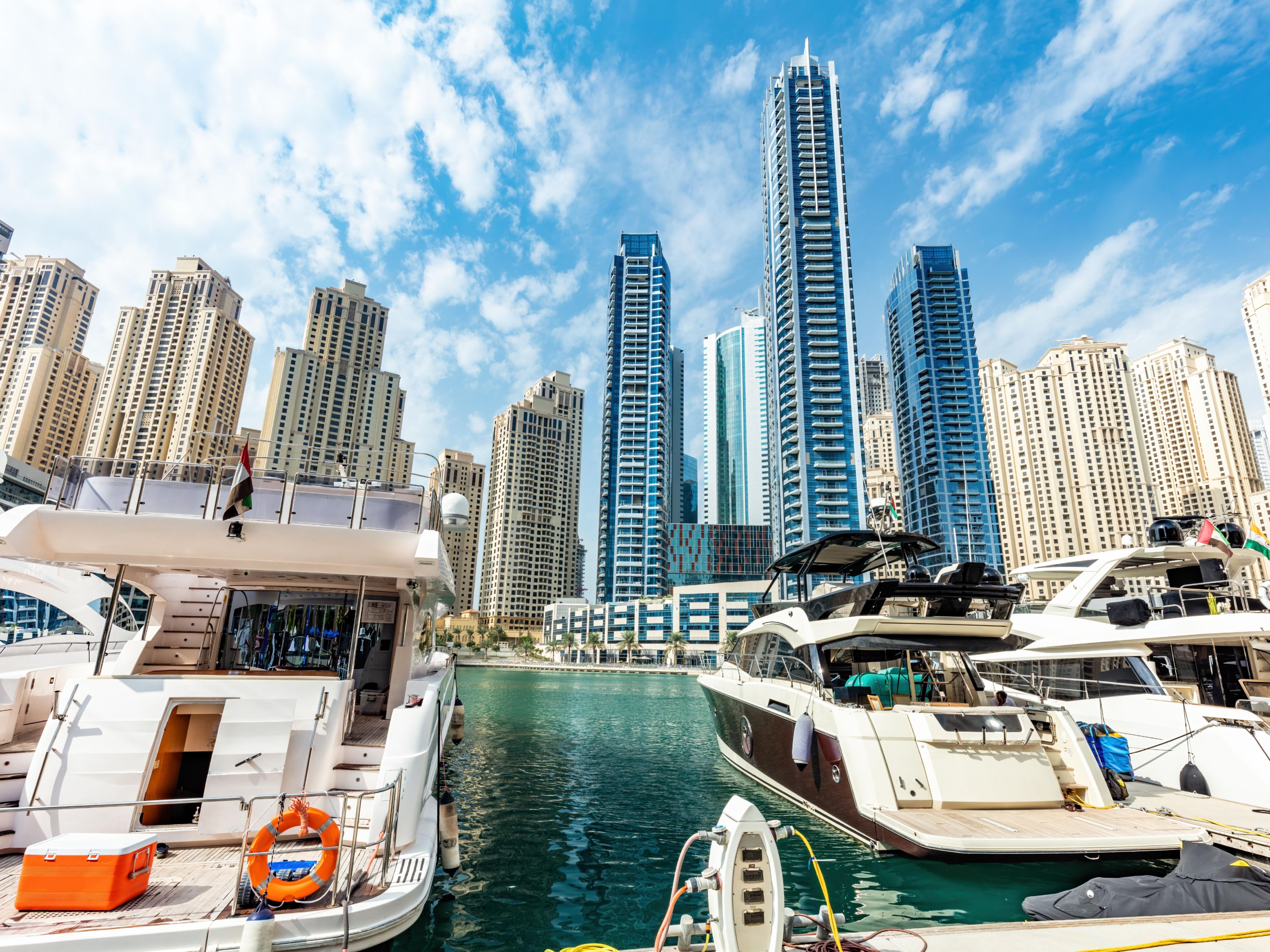Dubai Marina Yacht