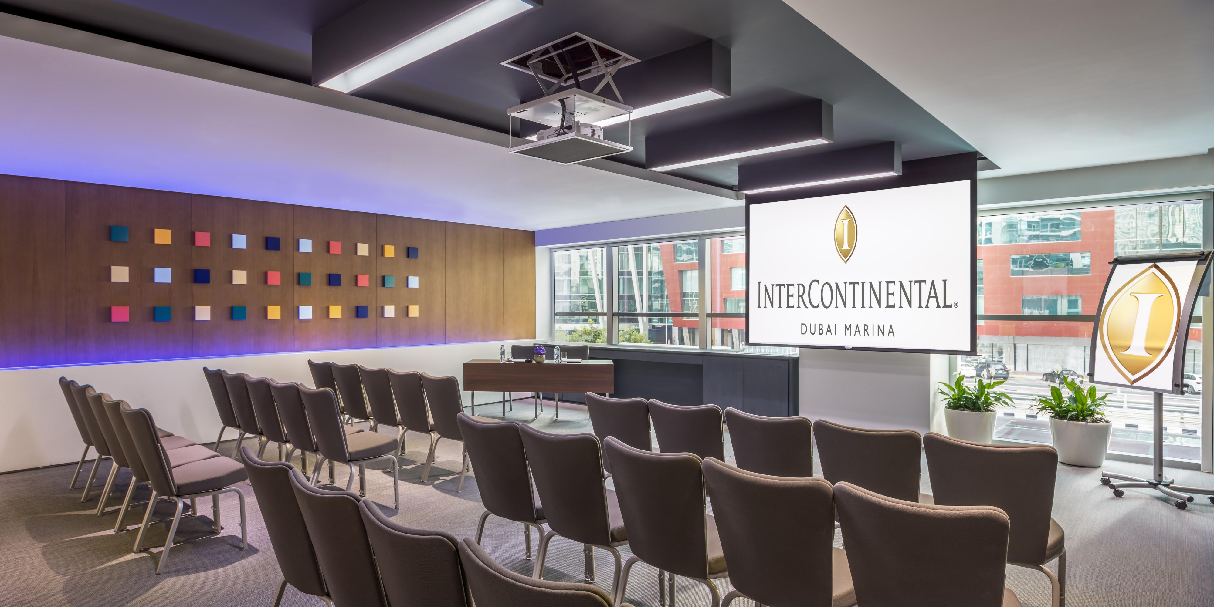 Crowne Plaza Dubai Marina Hotel Review 5 Star Youtube