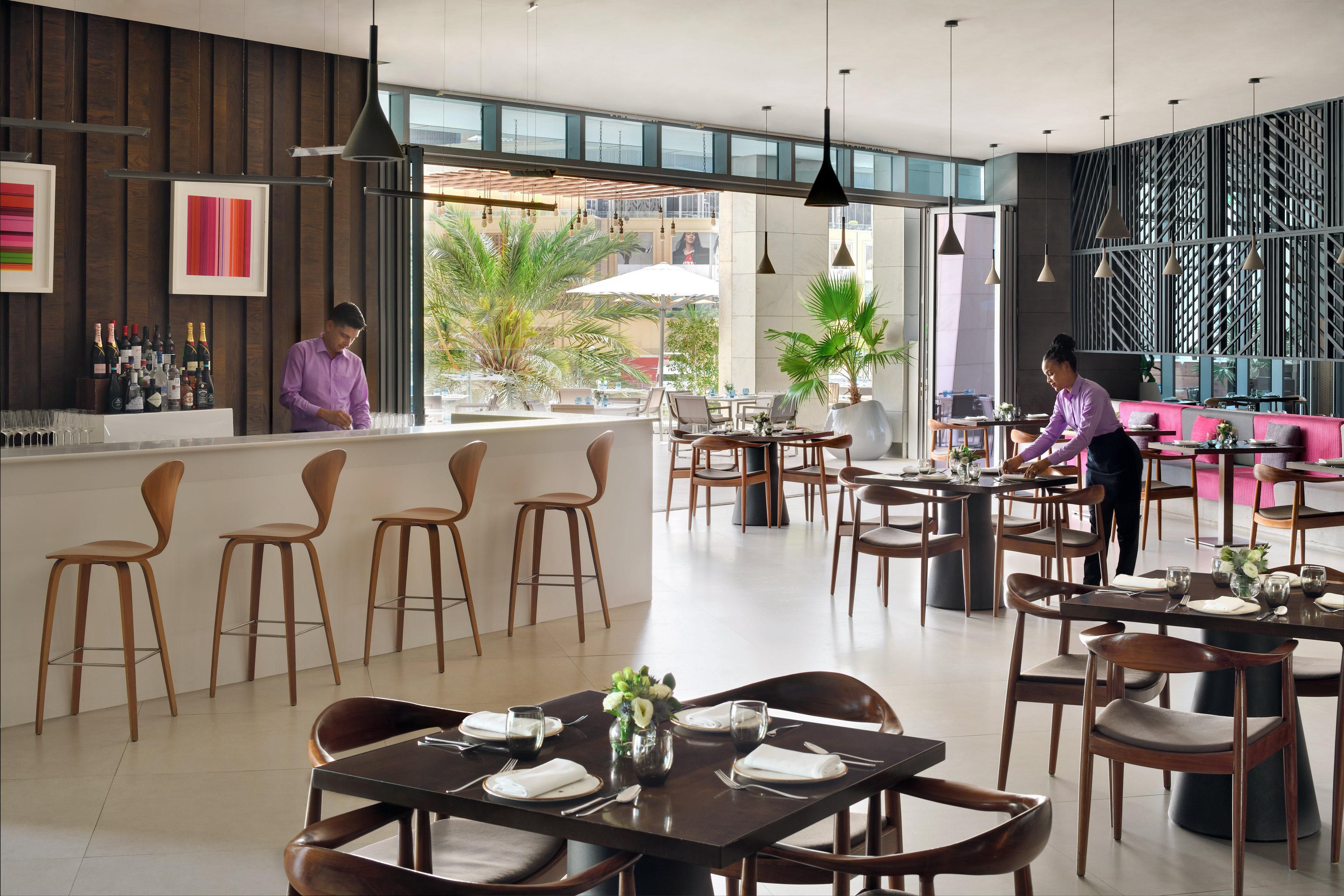 A Fantastic Space For A Quick Lunch Or Lesiurely Dinner 