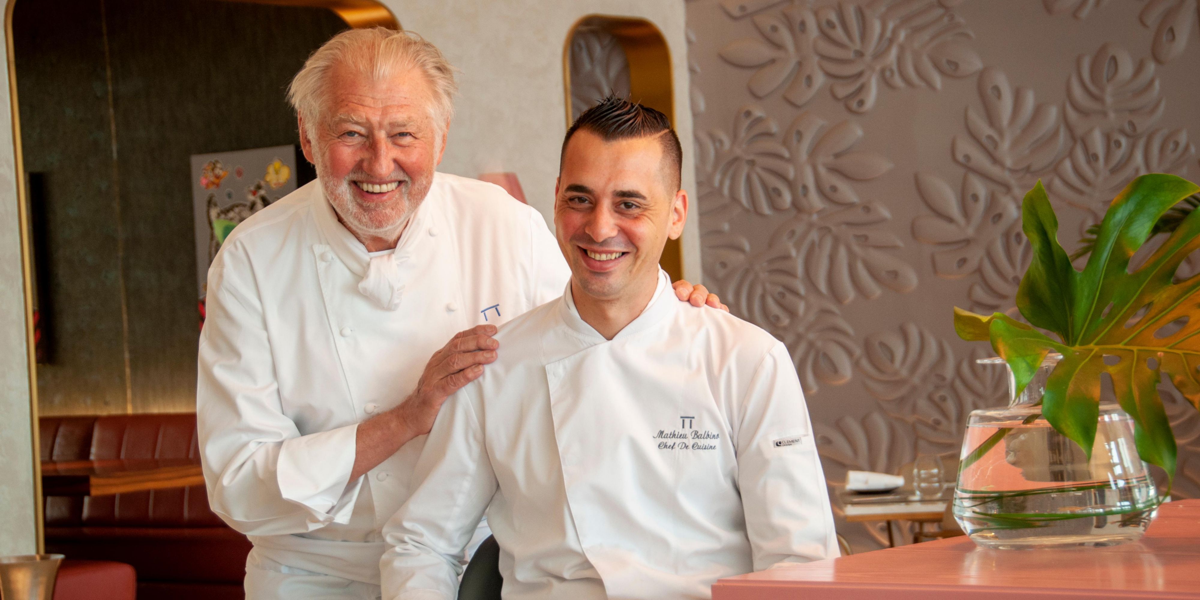 Some occasions deserve more than words. Join us at Pierre’s TT for an unforgettable evening featuring a 5-course tasting menu specially curated by 3 Michelin-starred Chef Pierre Gagnaire. Immerse yourself in an elegant ambiance with breathtaking views, as you celebrate a masterful blend of flavour, creativity, and stellar service.