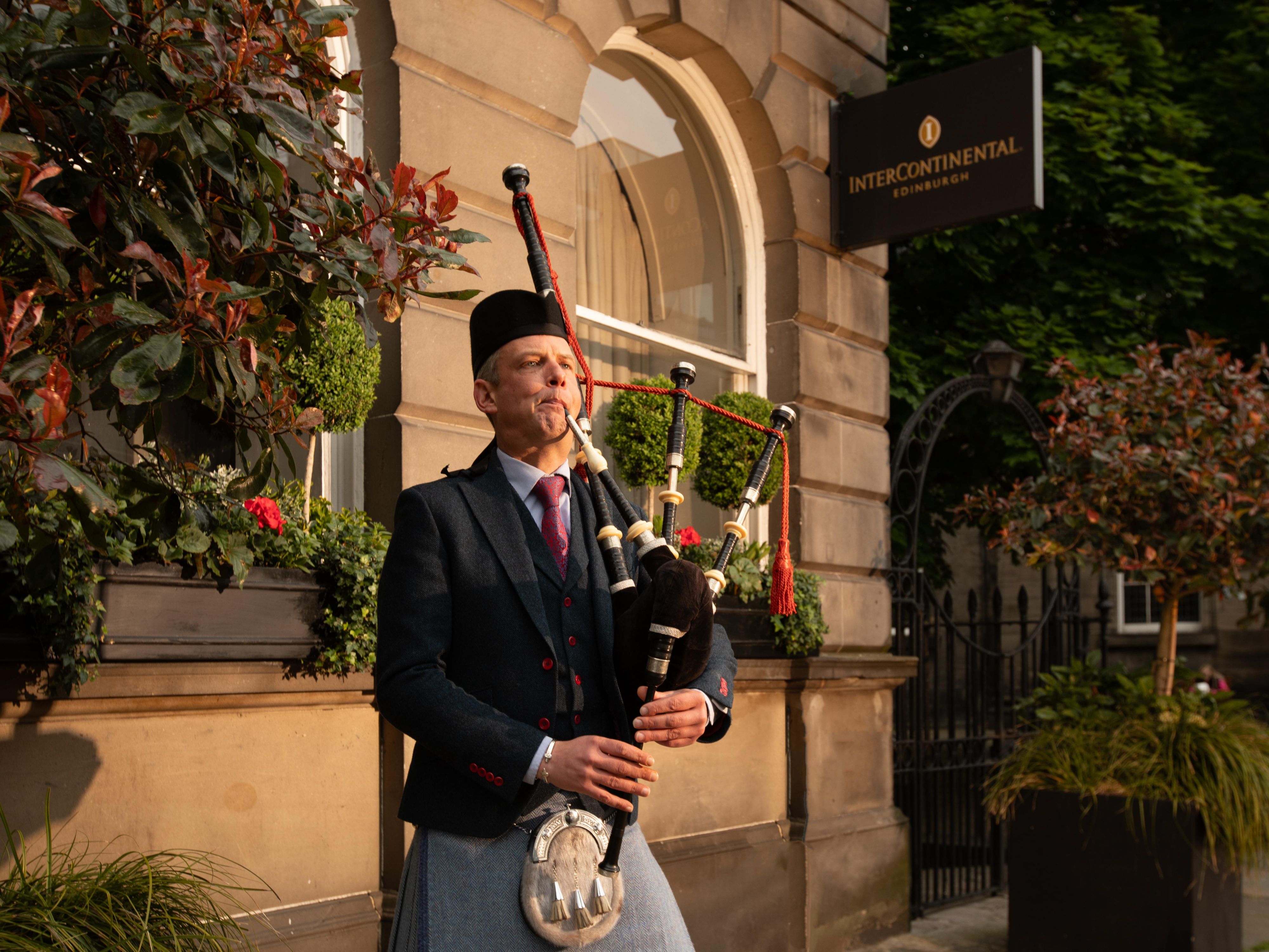 Experience a warm Scottish welcome in Edinburgh's iconic new town.