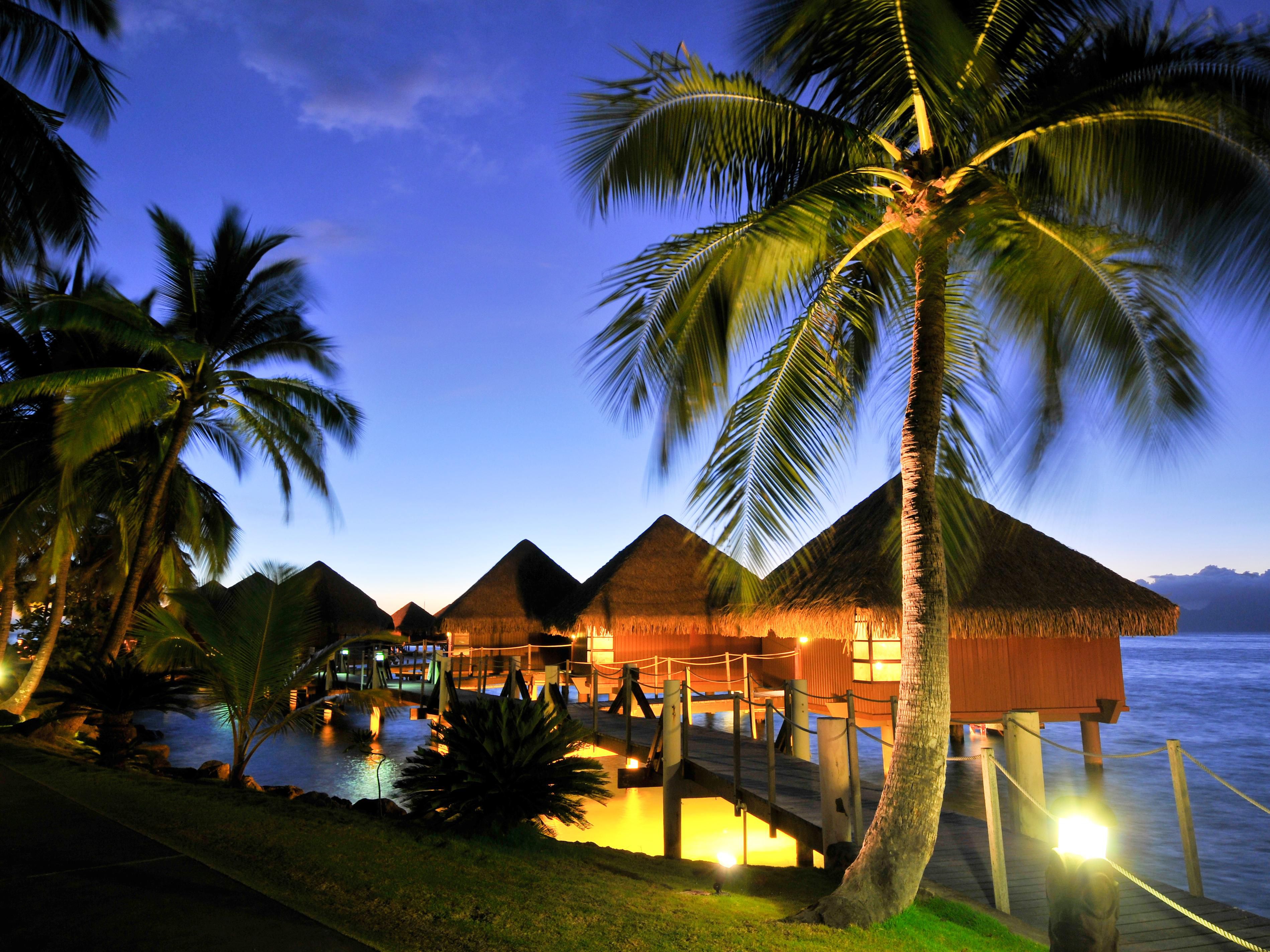 Overwater Lagoon Bungalows 
