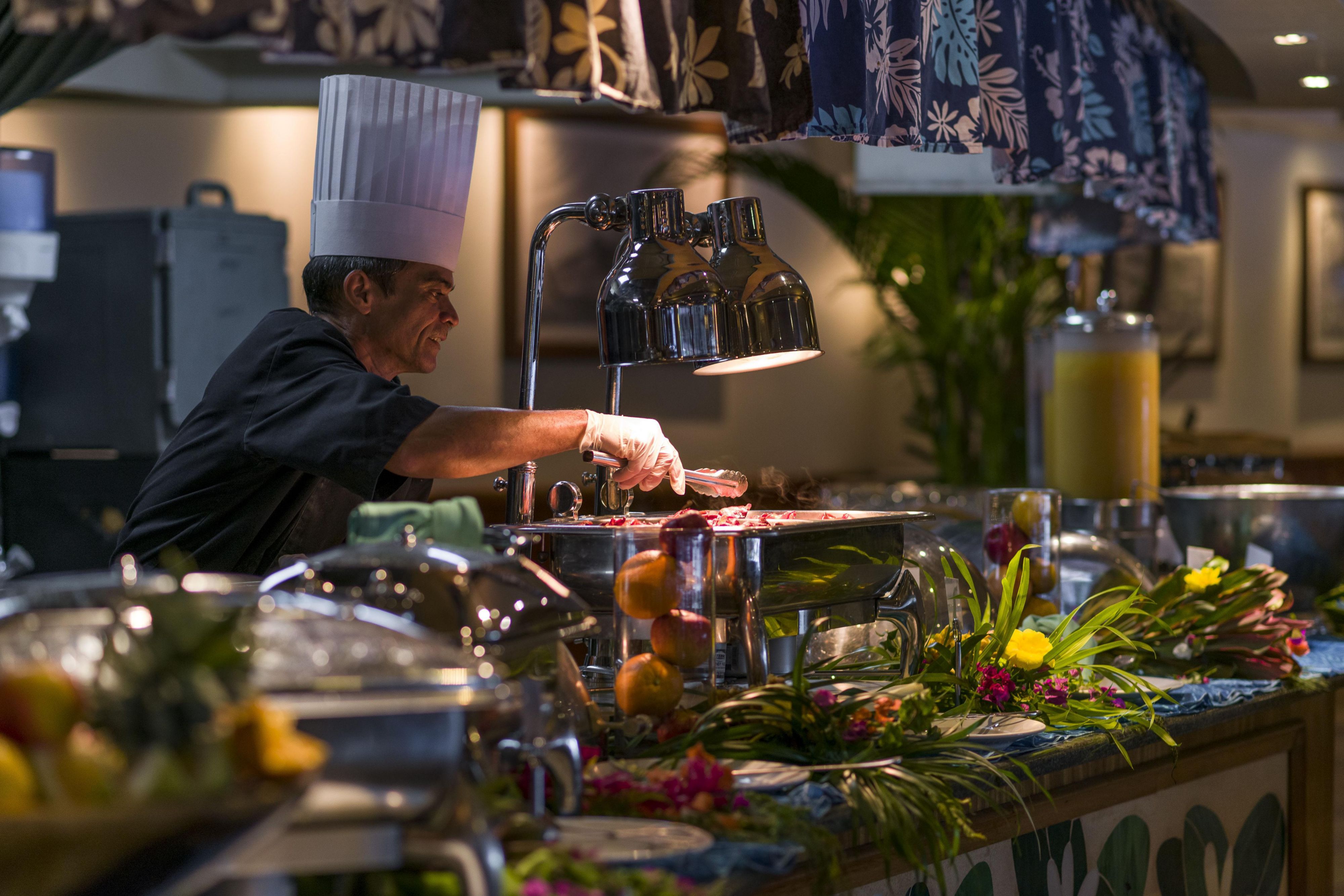 Theme night buffet at the Te Tiare Restaurant