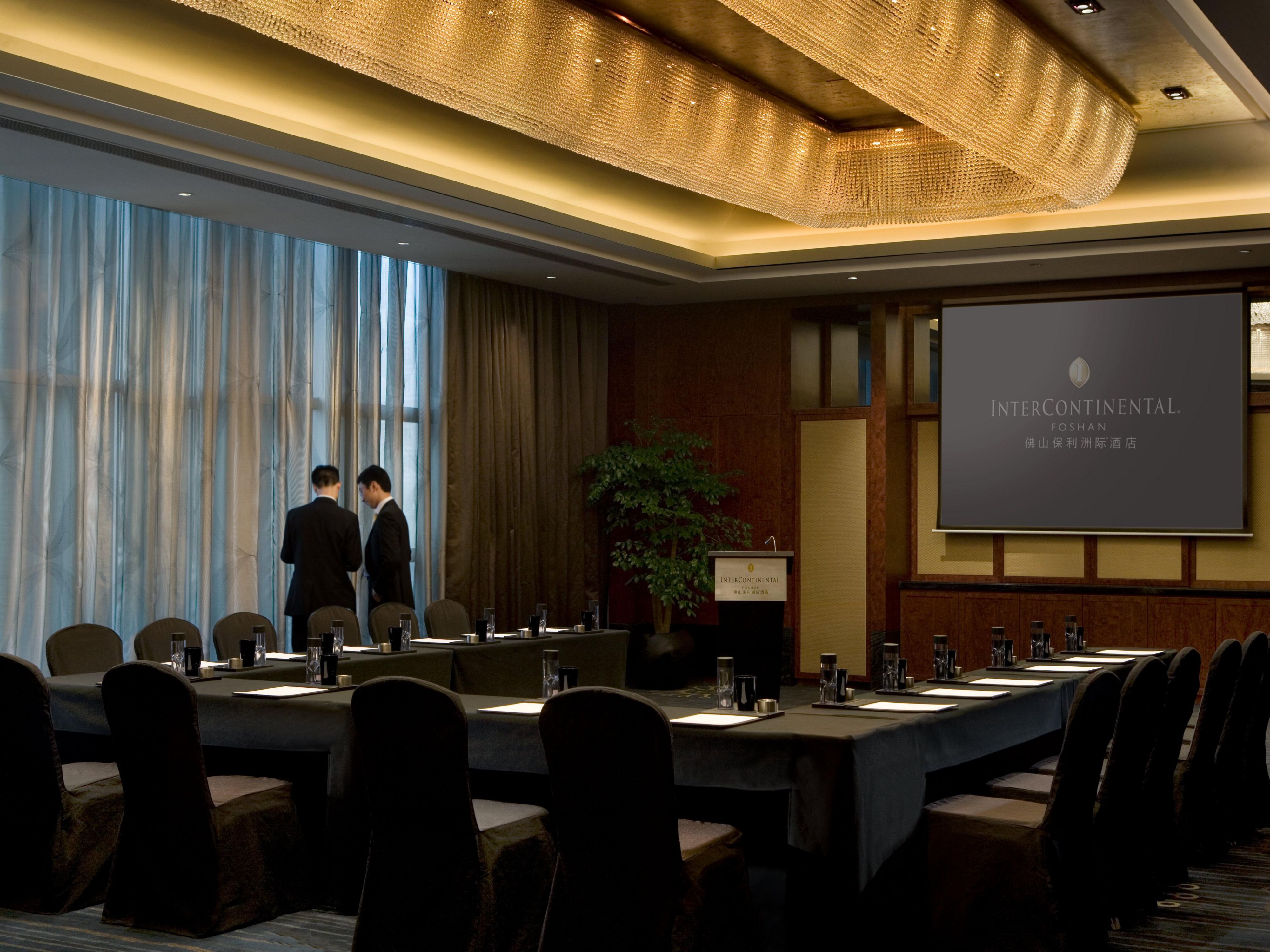 Meeting Room U-Shape