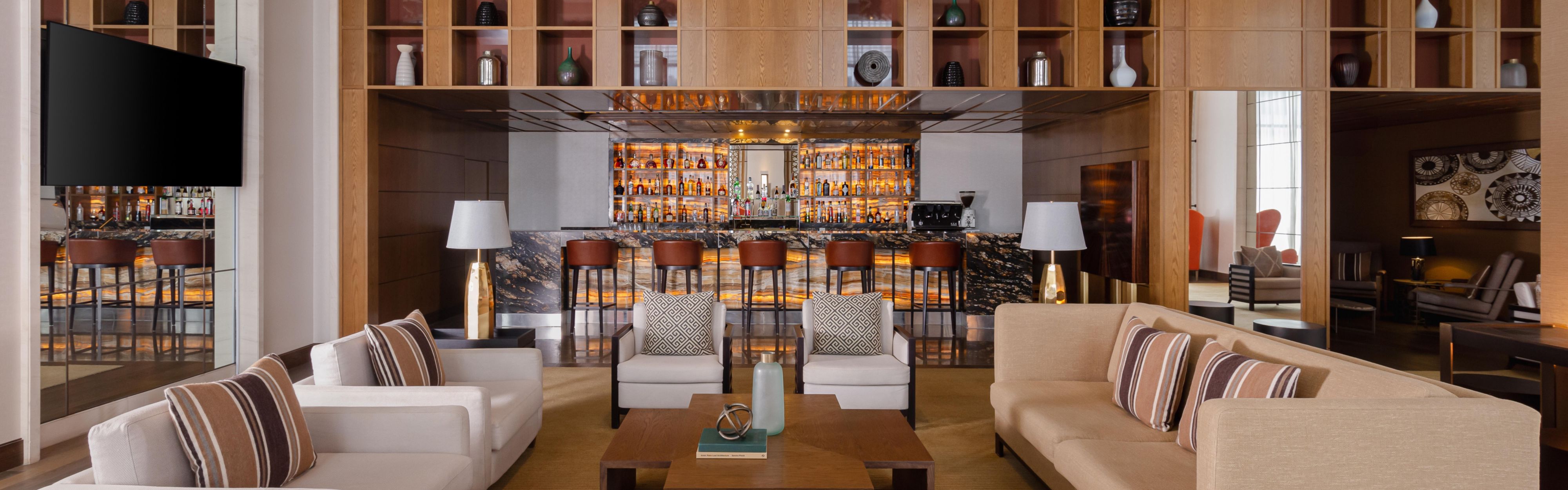 Horizon Bar & Lounge