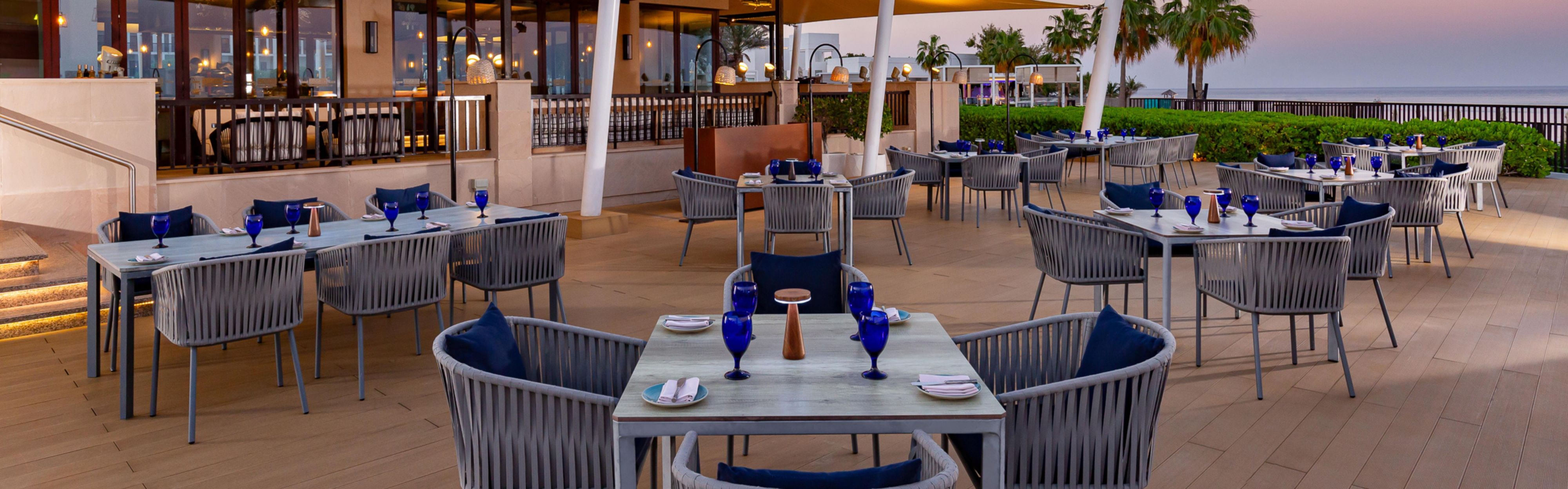 DRiFT sea food kitchen & bar
