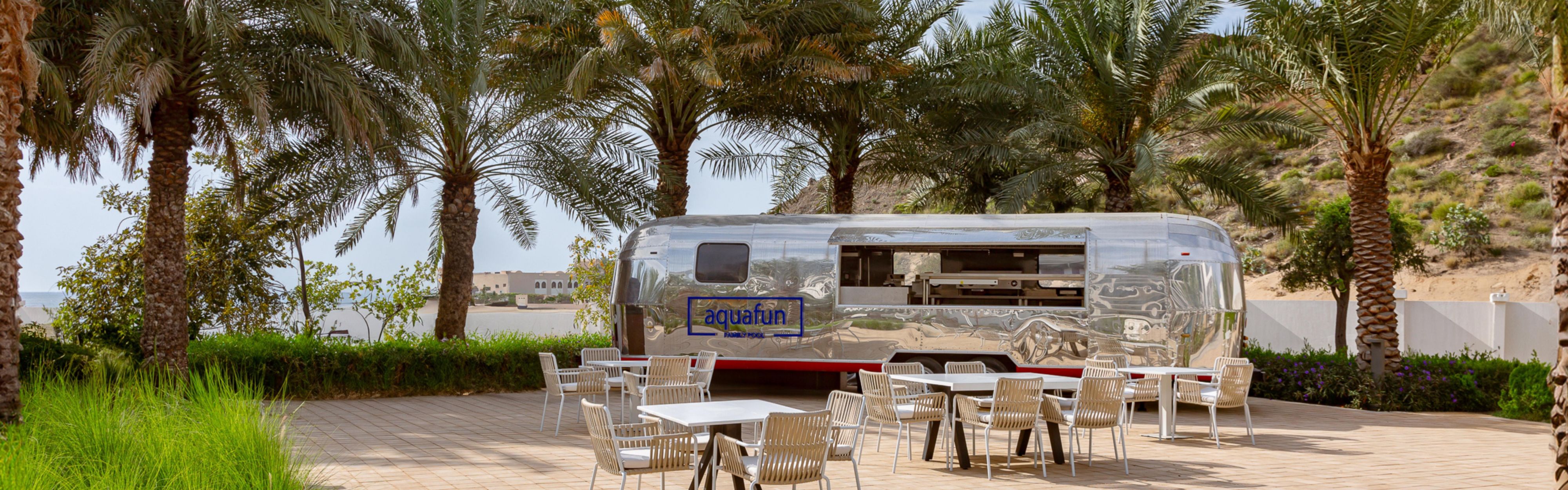 Aquafun, casual poolside dining