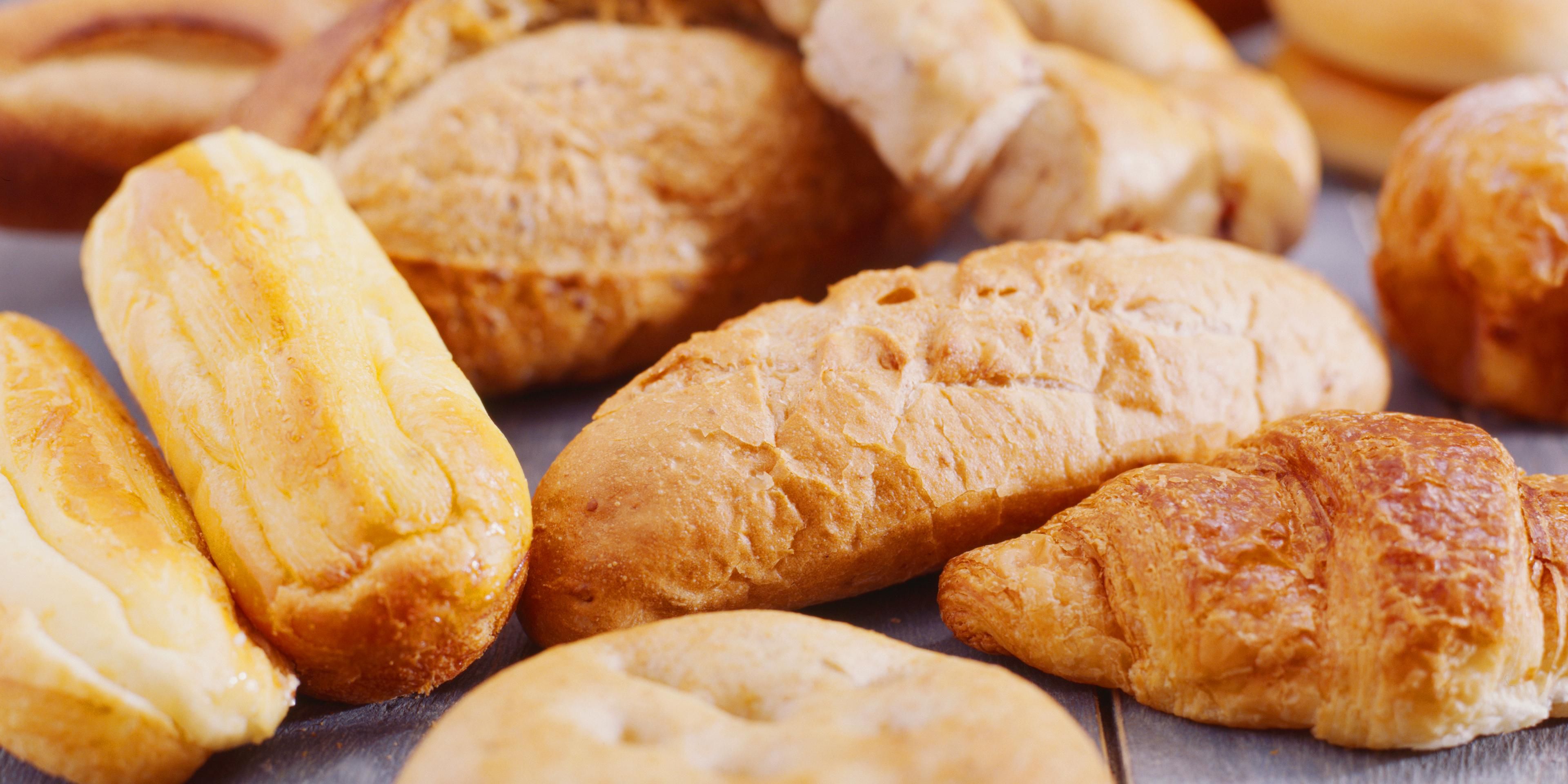 Oxy Deli that will satisfy your five senses

A feast of fresh cakes and breads baked on the same day at the 5-star hotel bakery, and over 90 kinds of world wine at reasonable prices!
Oxy Deli will fill your five senses with happiness.