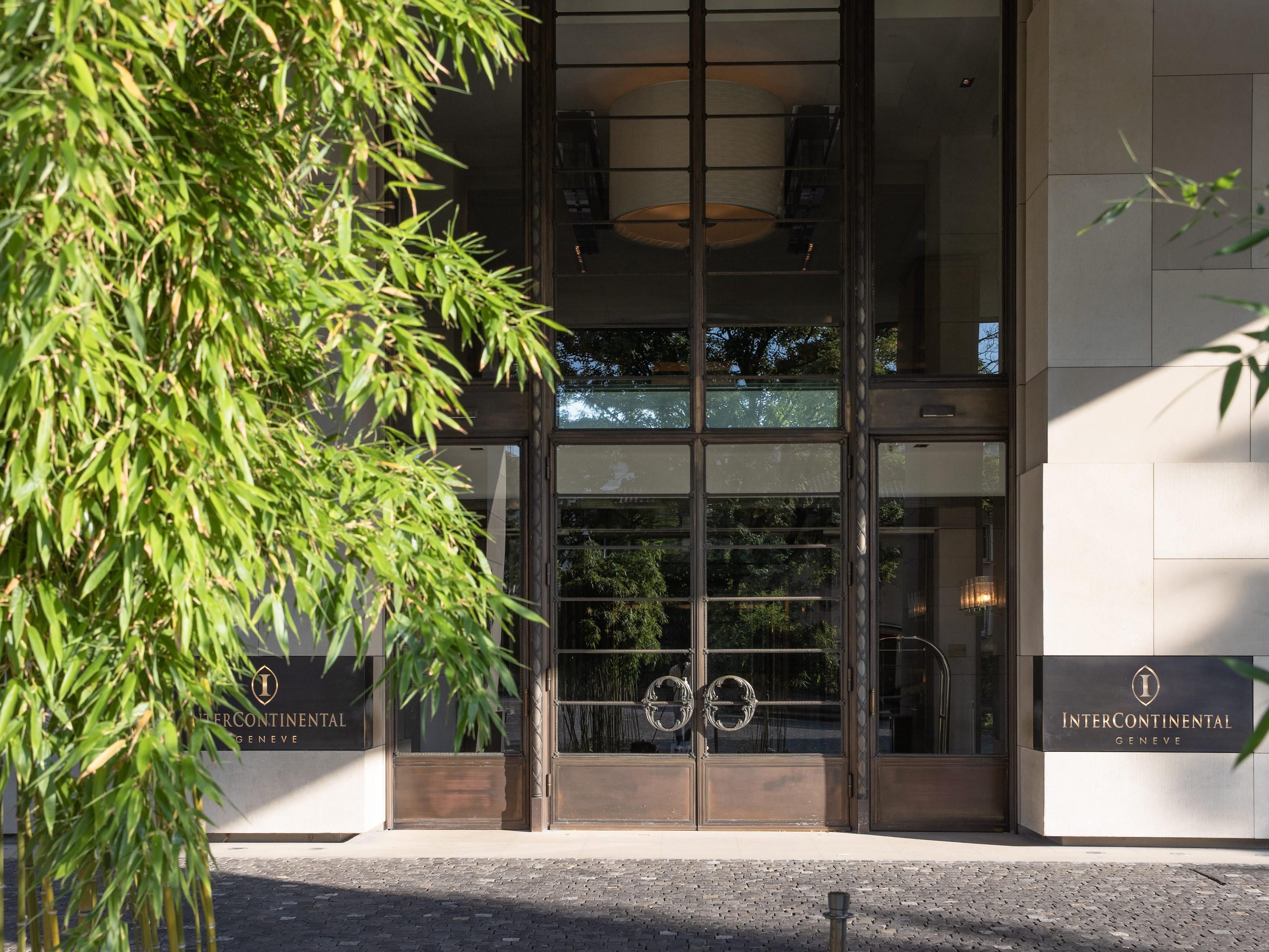 Welcome to InterContinental Genève, located at the heart of Geneva