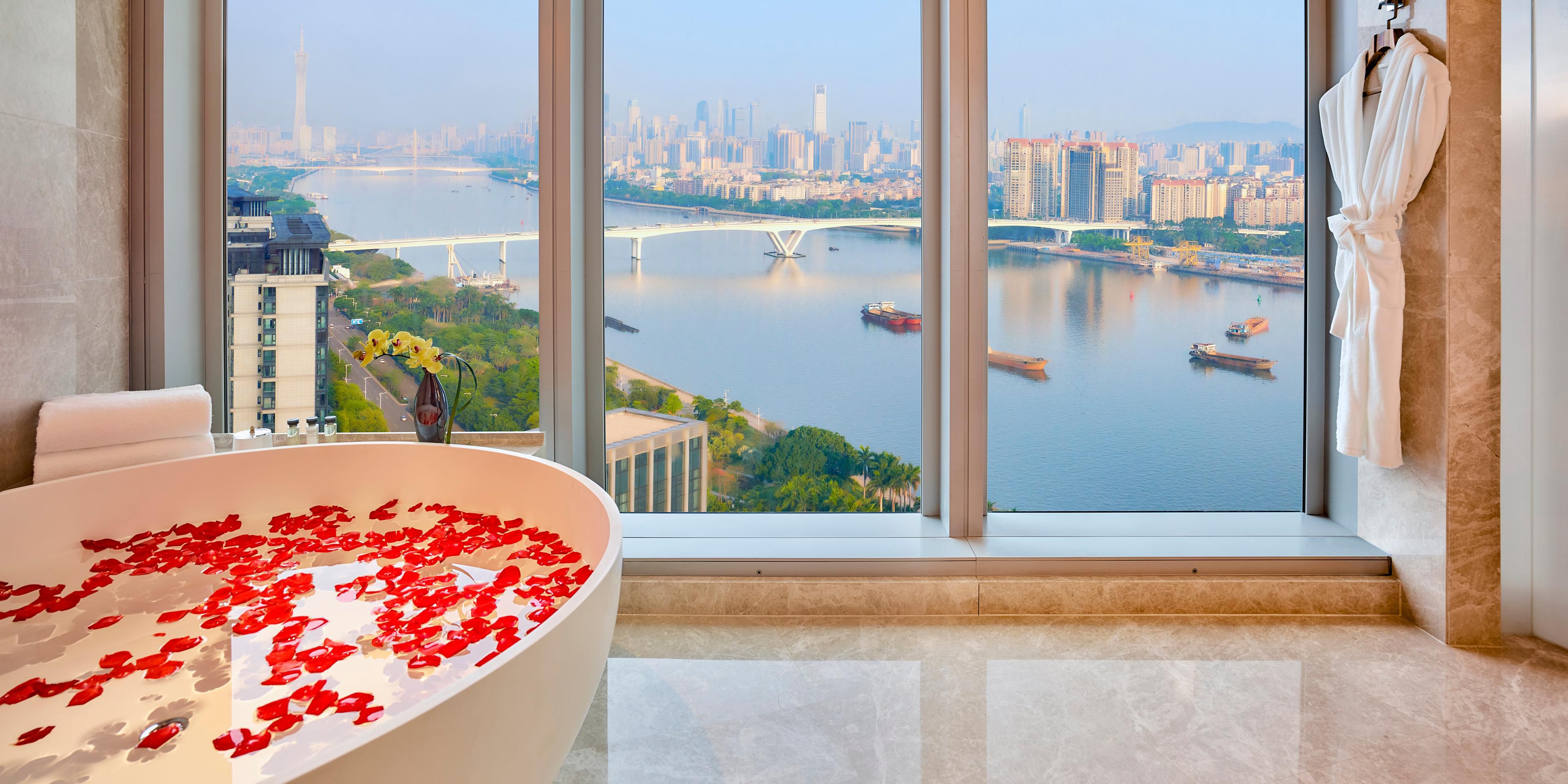 Junior Suite Bathroom