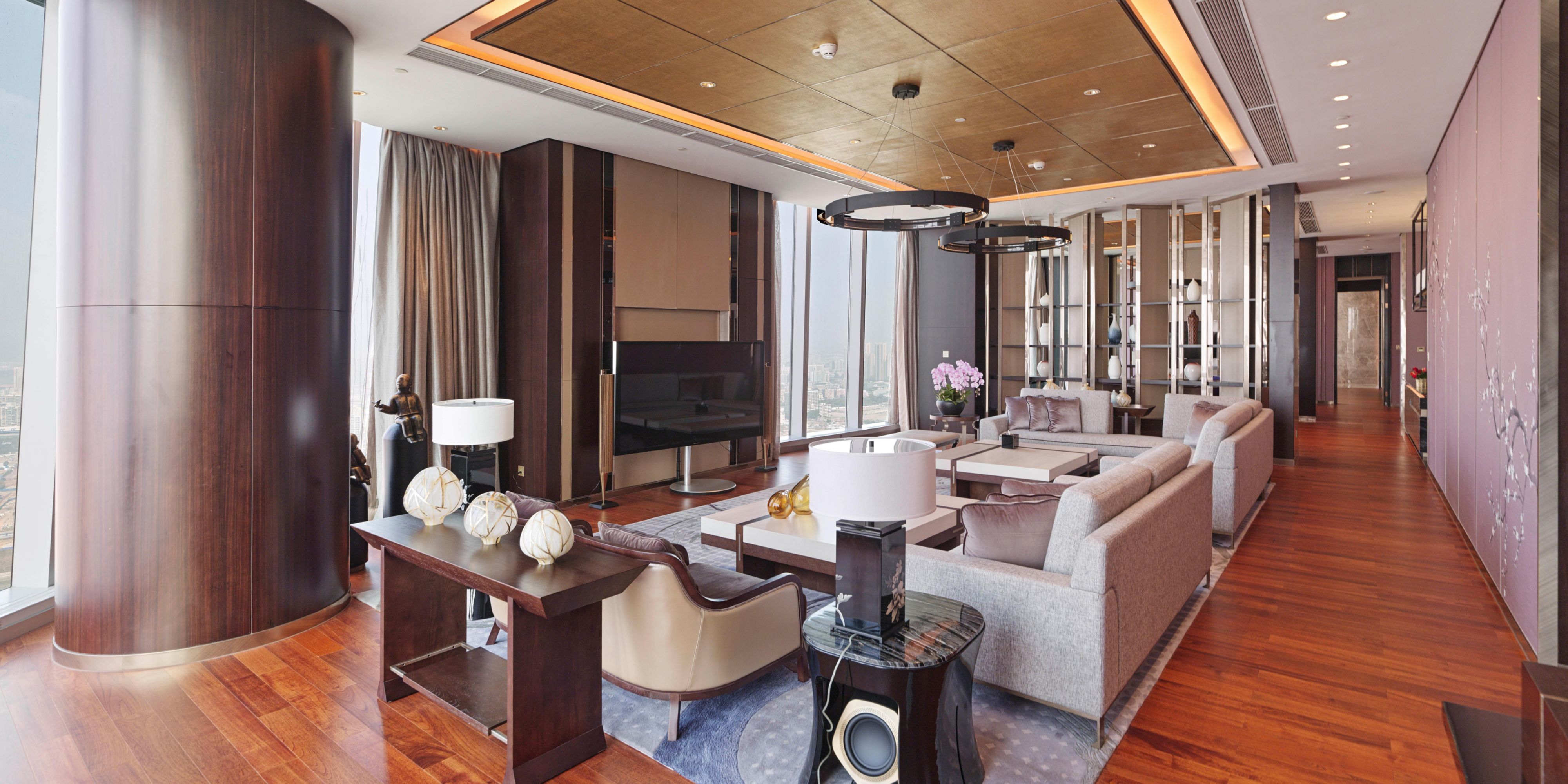 Presidential Suite Living Room 