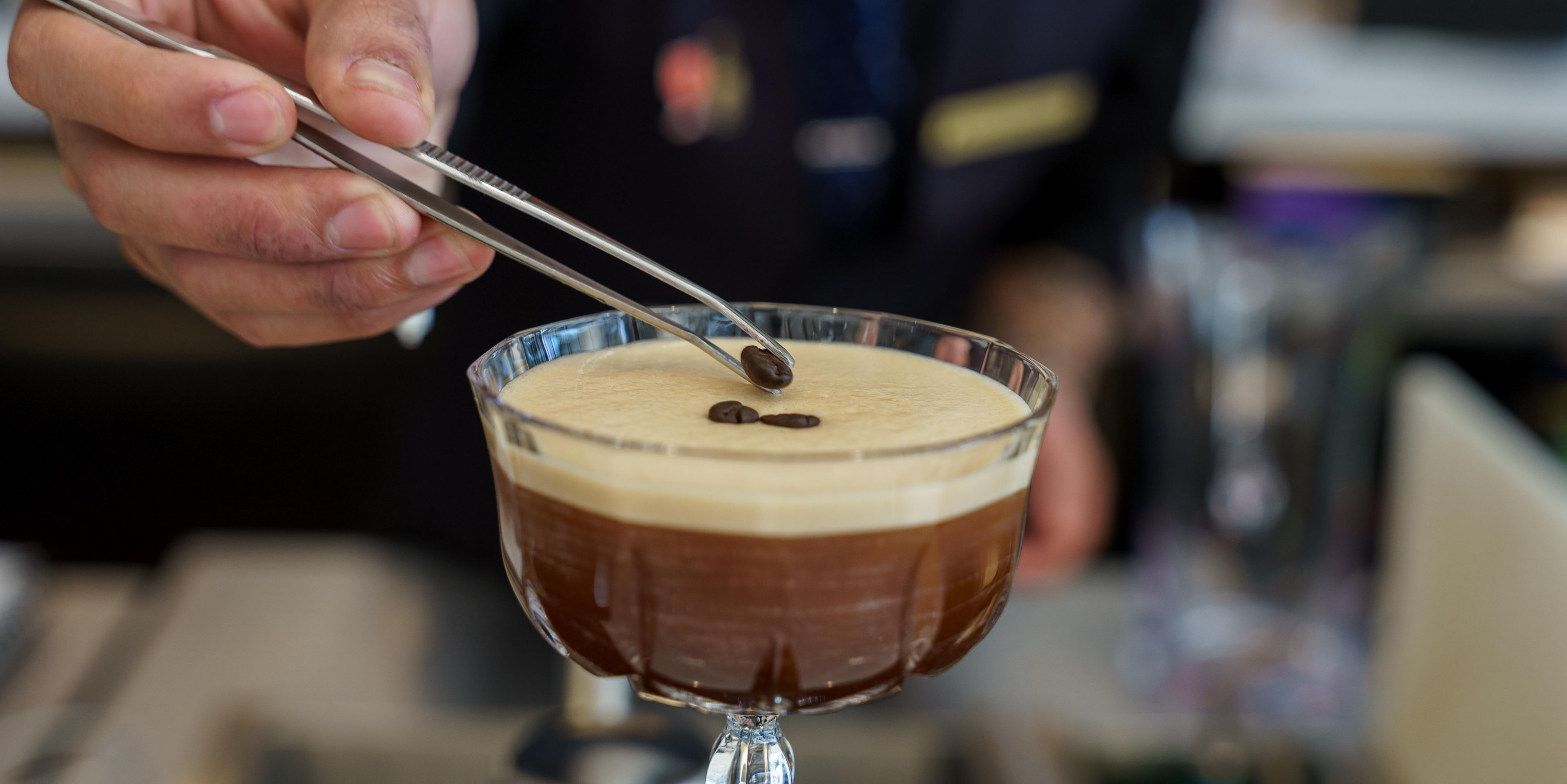 Acompáñenos en “He's the One”, una velada exclusiva diseñada para el caballero moderno. Disfrute de una selección de cócteles a base de whisky y mezclas refinadas, en el elegante ambiente de InterContinental Guatemala. Esto es más que una salida nocturna: es una celebración del buen gusto, el estilo y la comañía. Eleve su noche con nosotros.