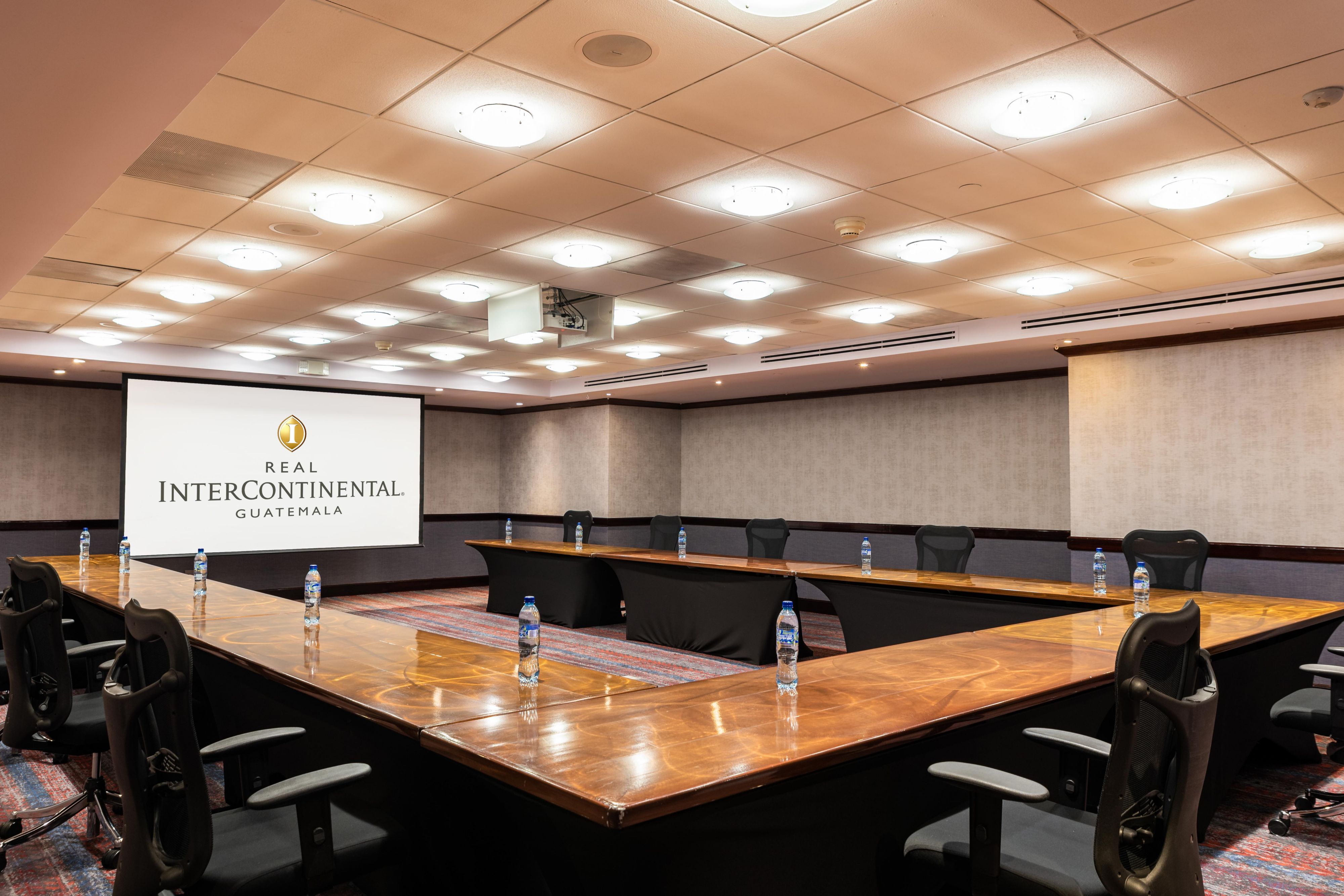 Espacio para reuniones en InterContinental Real Guatemala