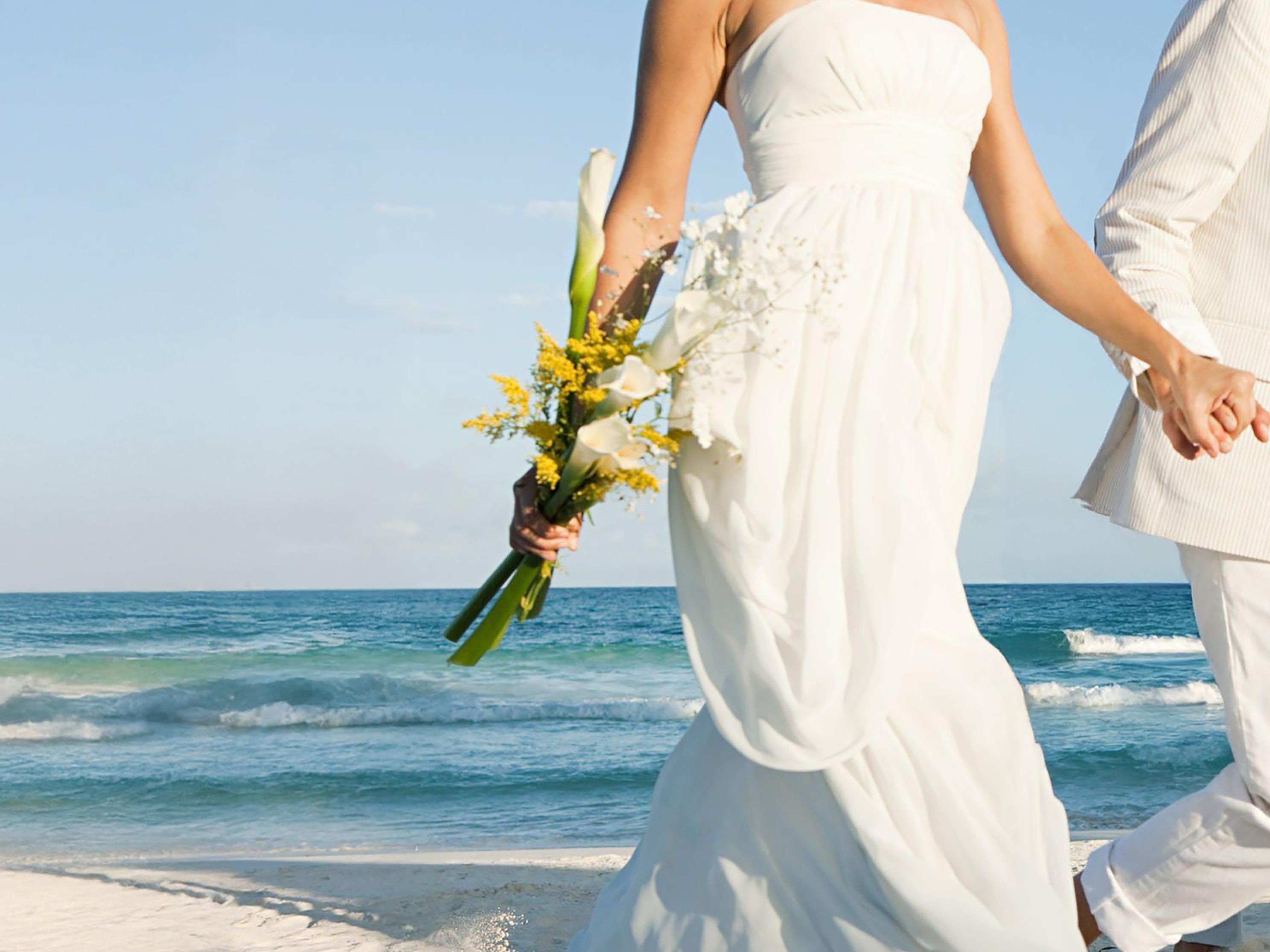 Beach Wedding in Hotel