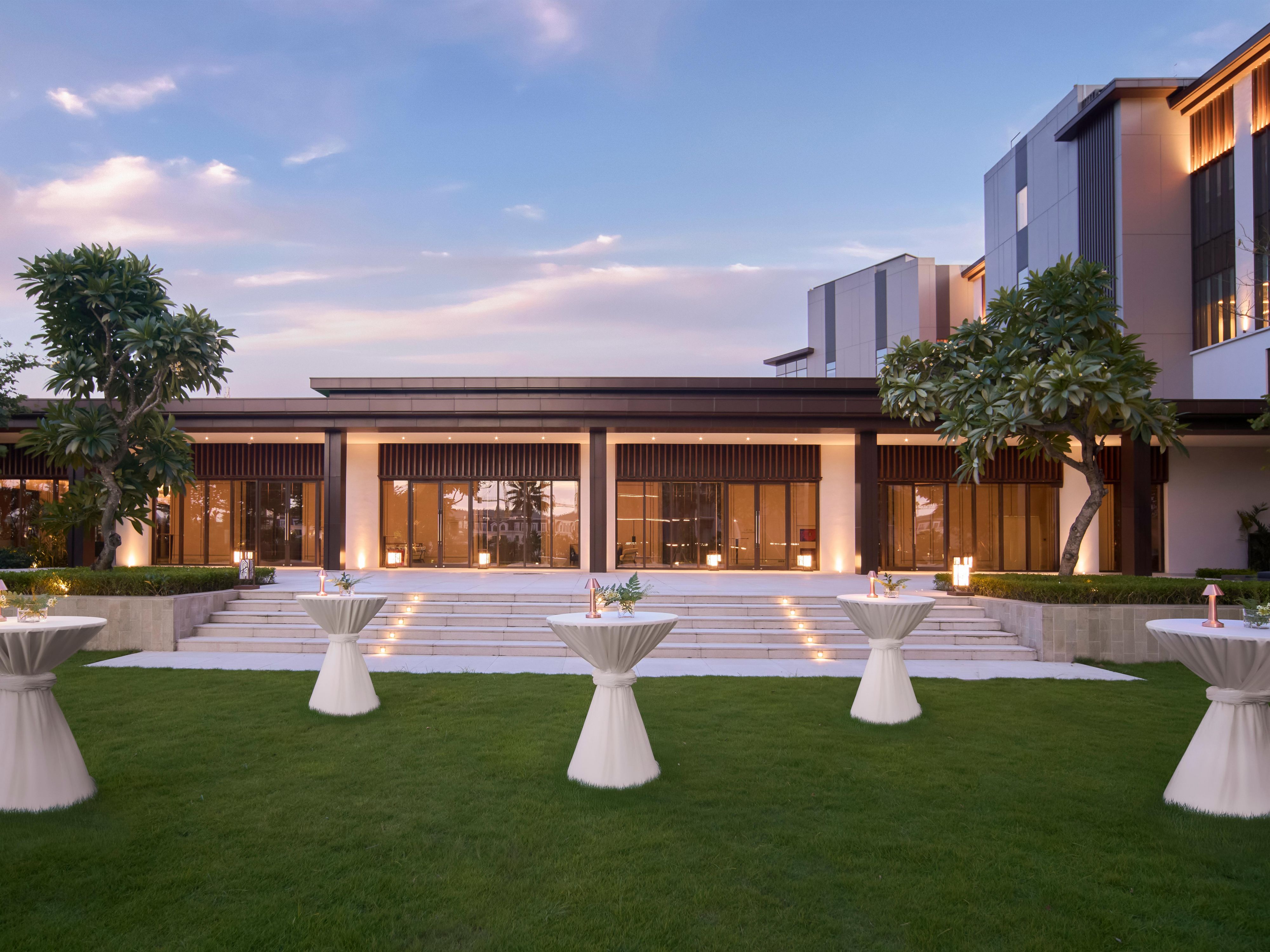 Co To Terrace – Outdoor Area