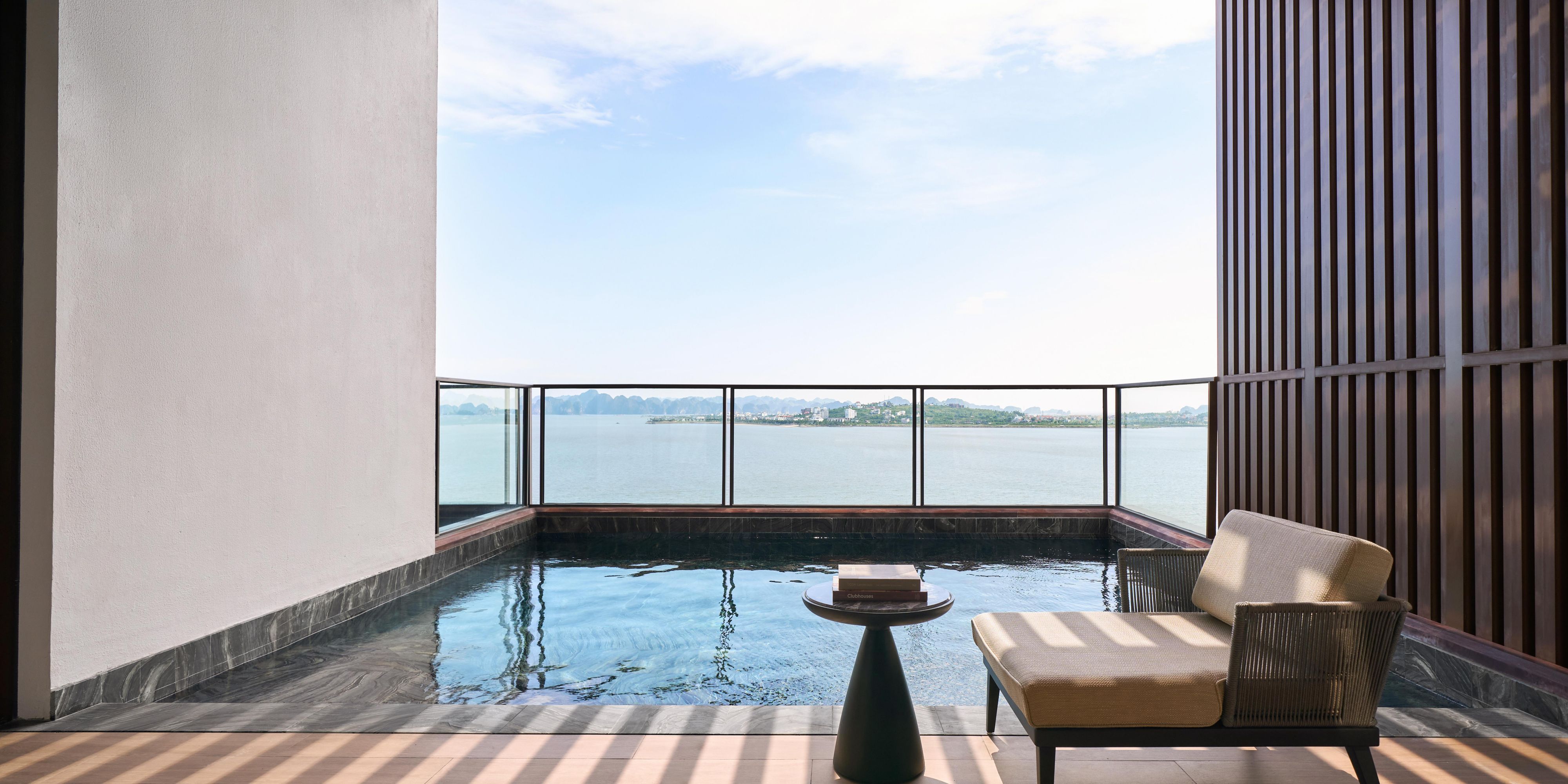 Halong Bay Penthouse – Pool with Jacuzzi​