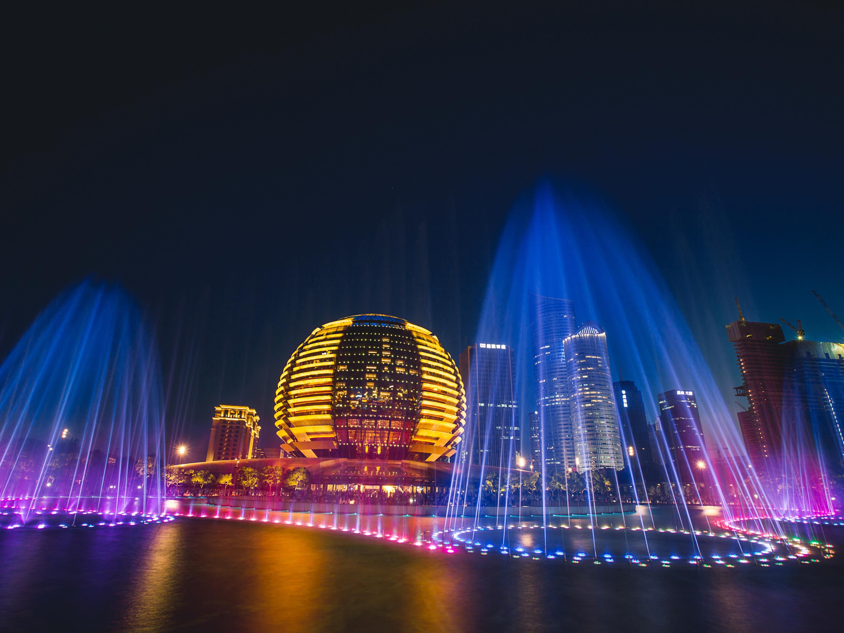 musical fountain