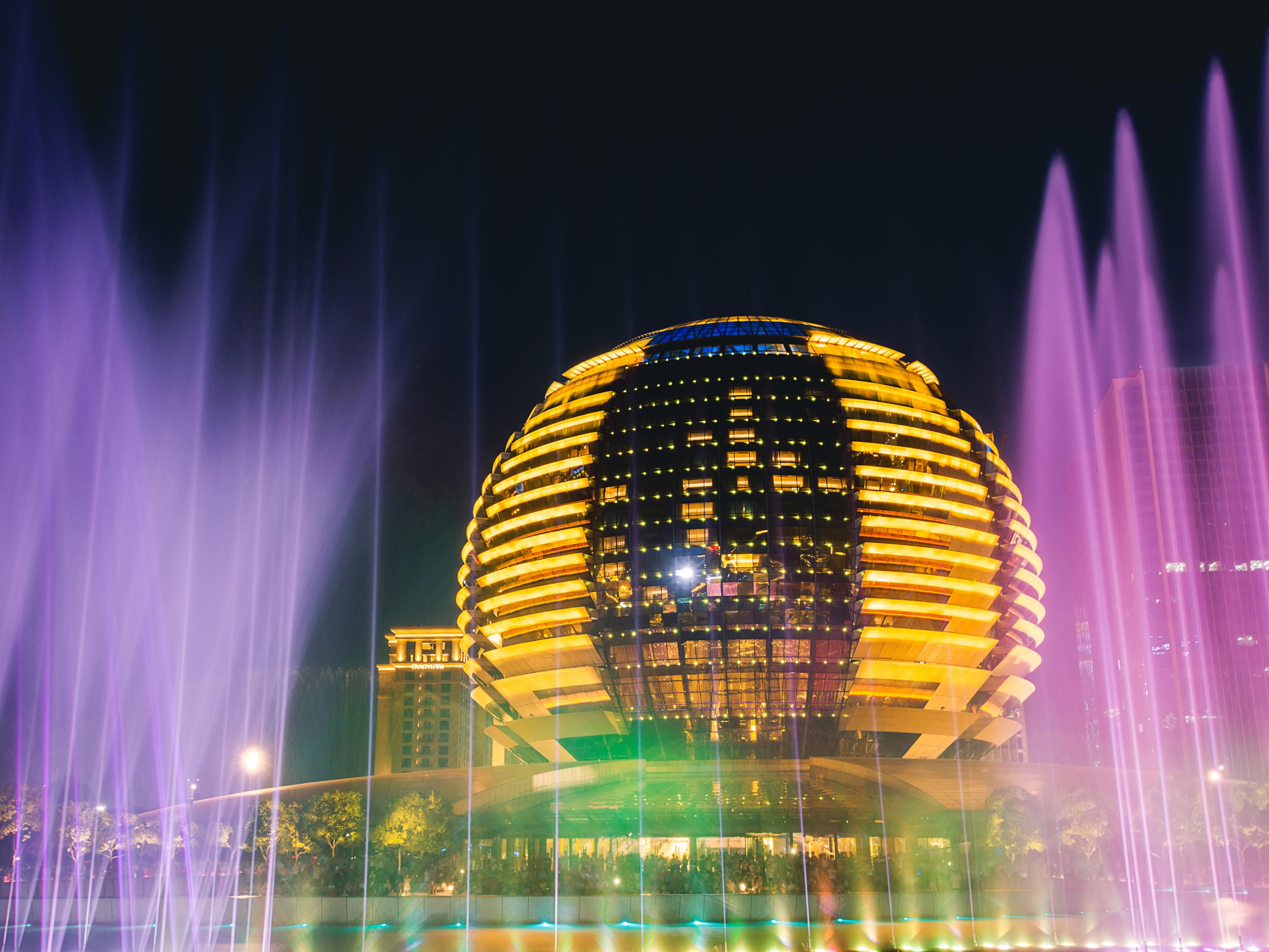 musical fountain