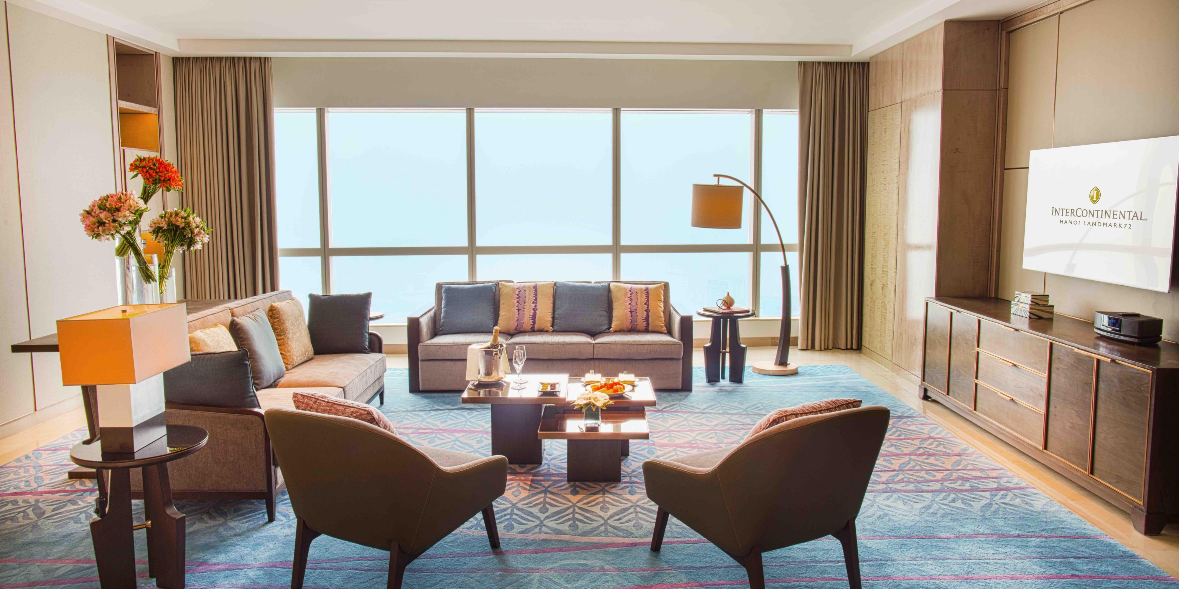 Presidential Suite's Living Room