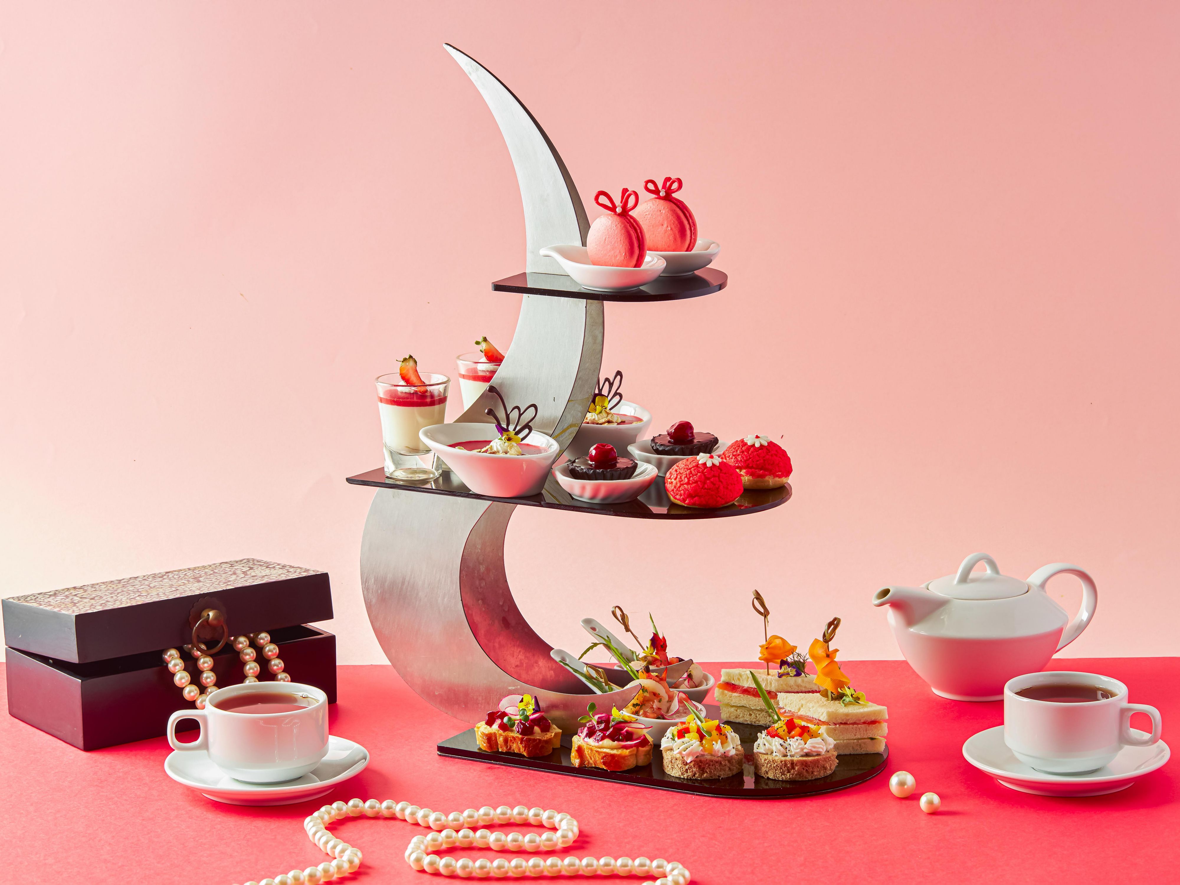La Vie En Rose Afternoon Tea