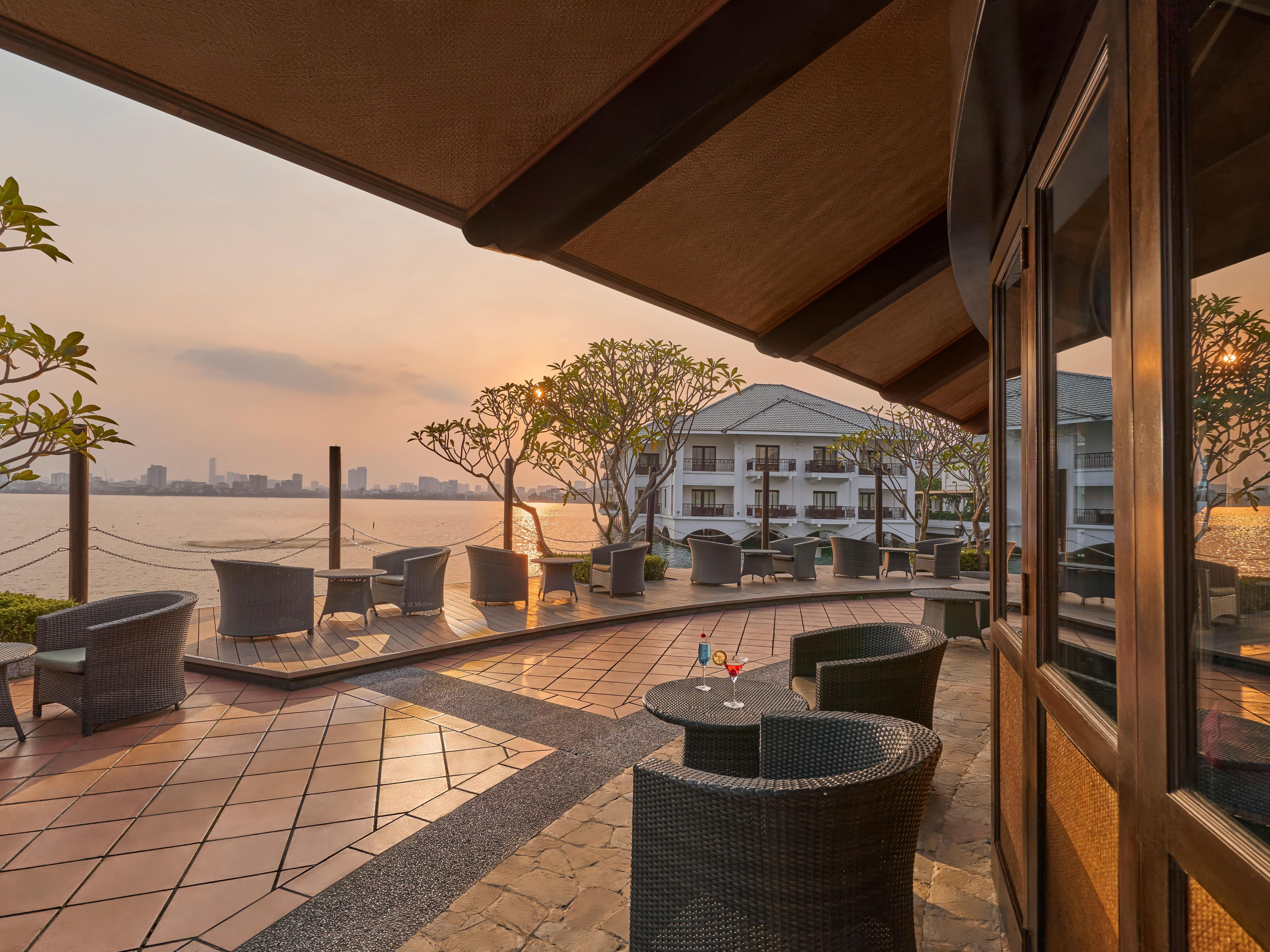 Sunset Bar
