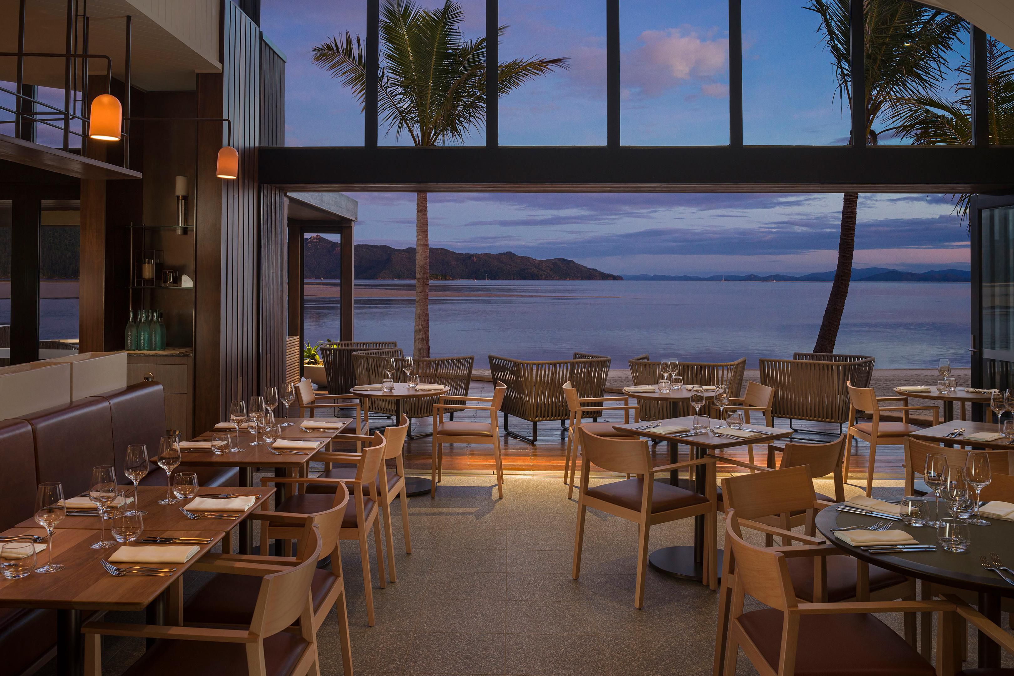 Dining Options in Hayman Island InterContinental Hayman Island Resort