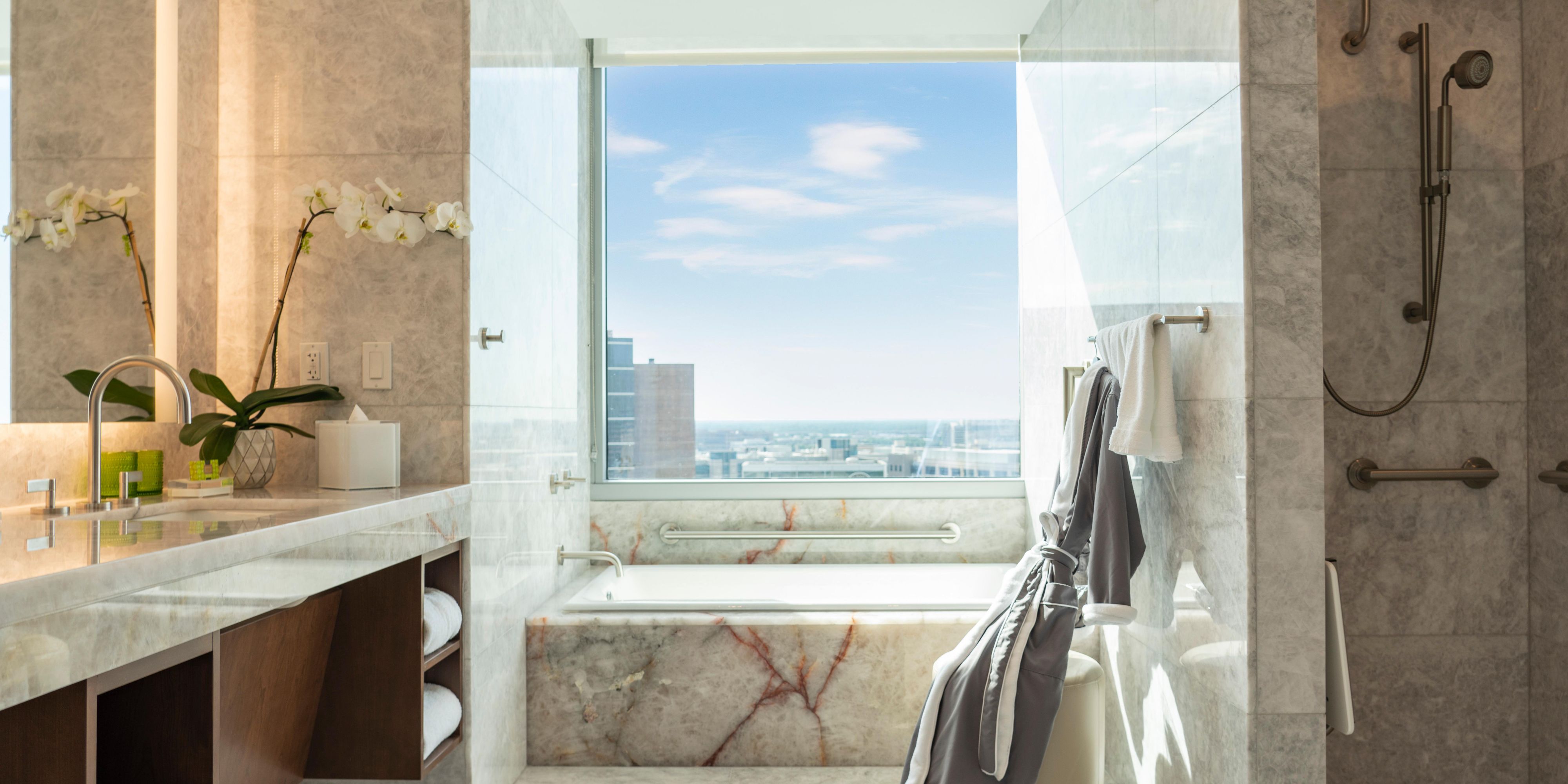 Our luxurious suite bathrooms feature exquisite amenities.