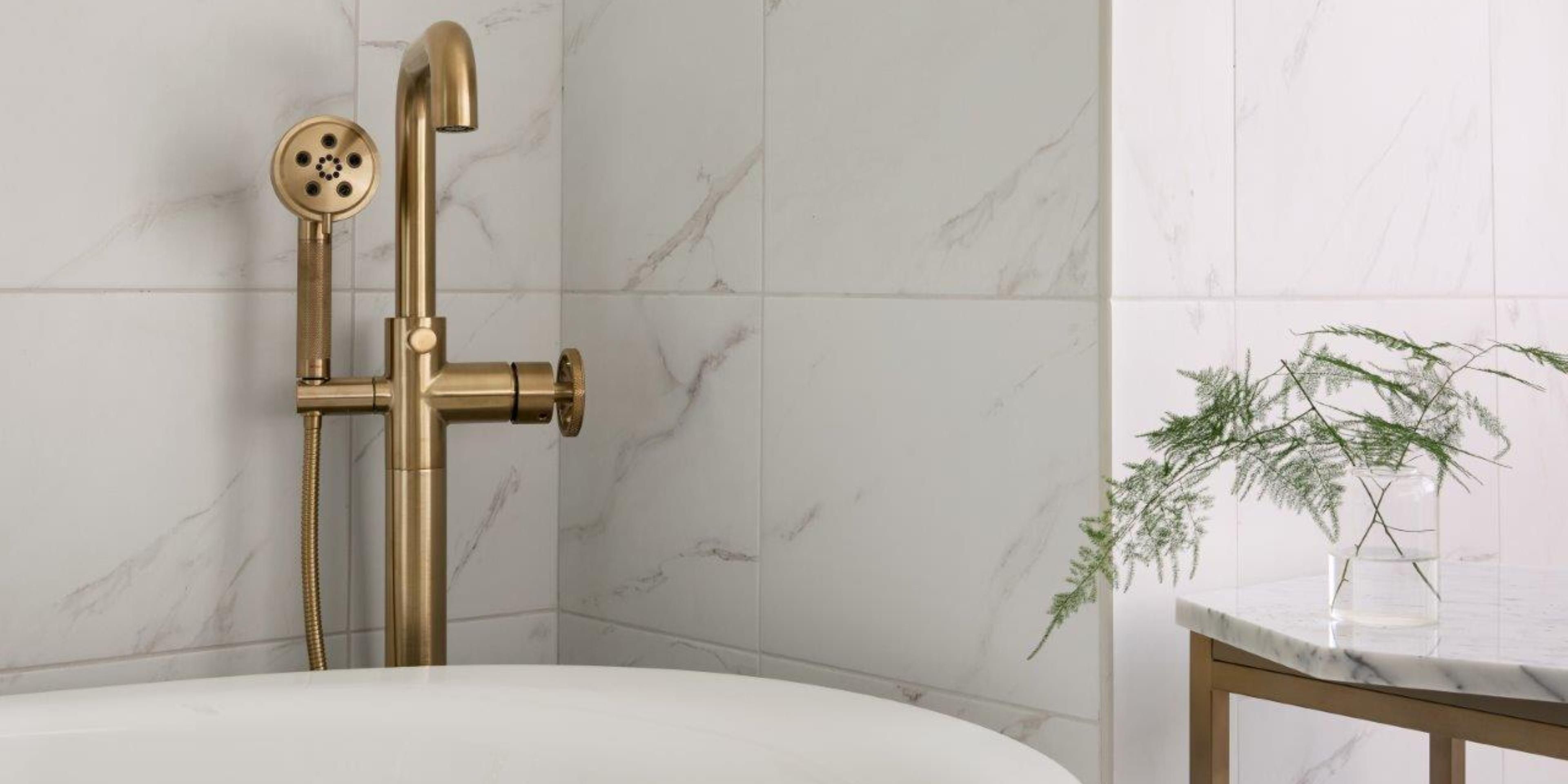 Deep Soaking Tub