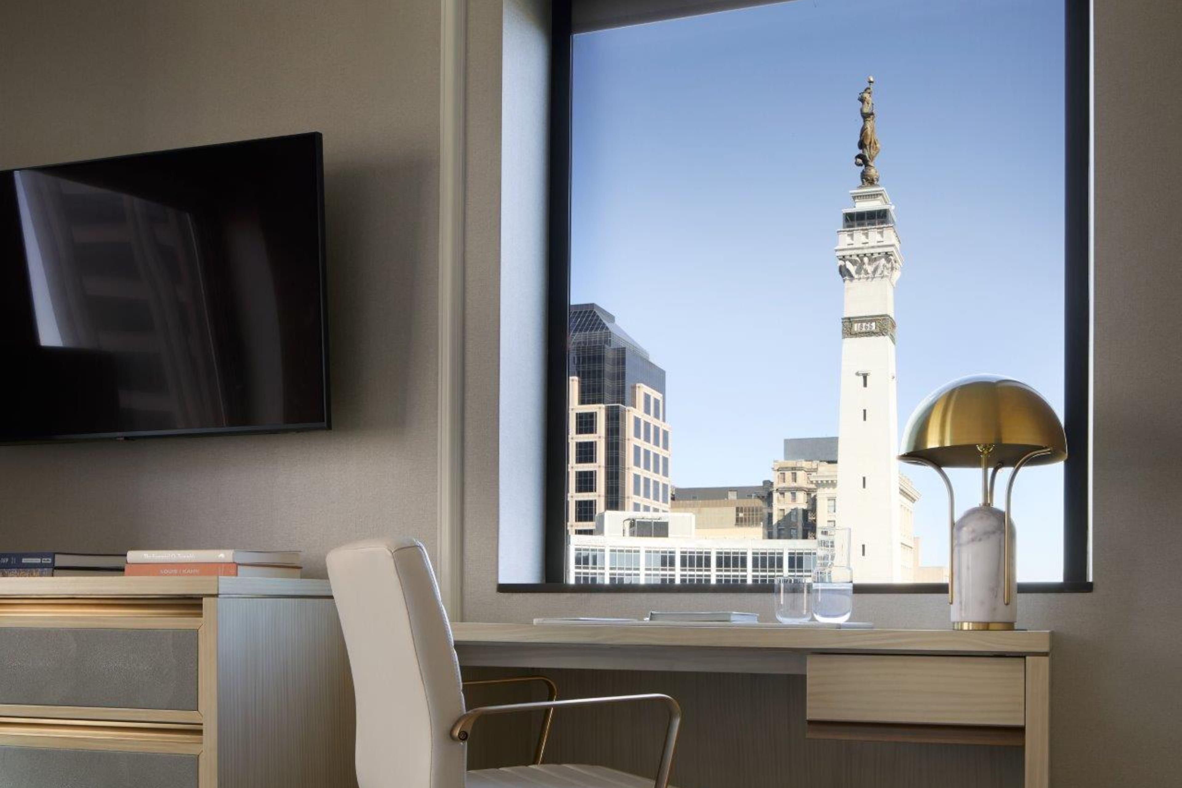 InterContinental Indianapolis guestroom