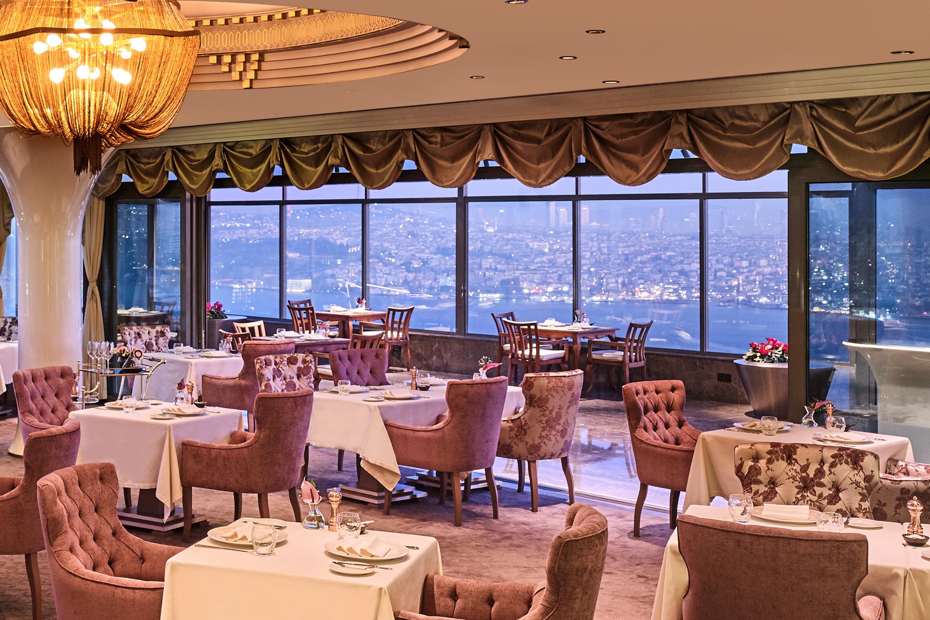 Safran Restaurant Bosphorus View