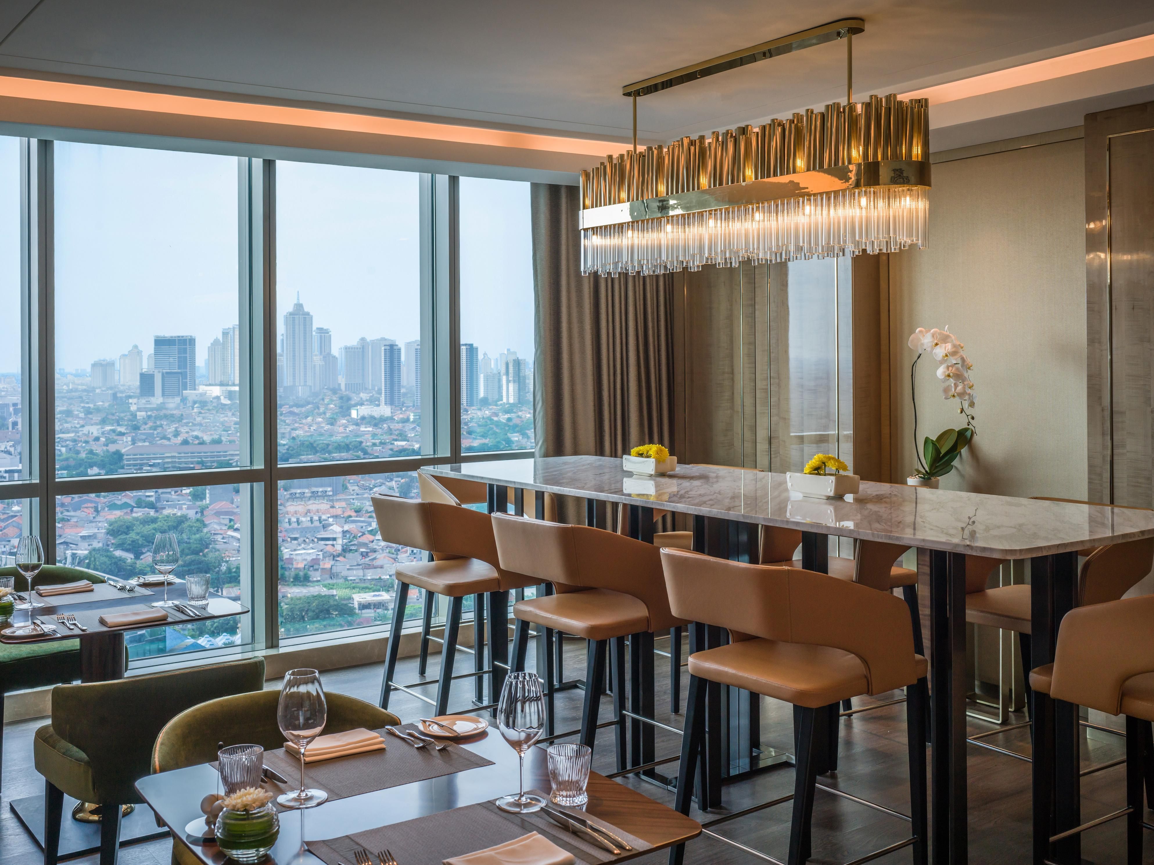 Club InterContinental - Dining Area
