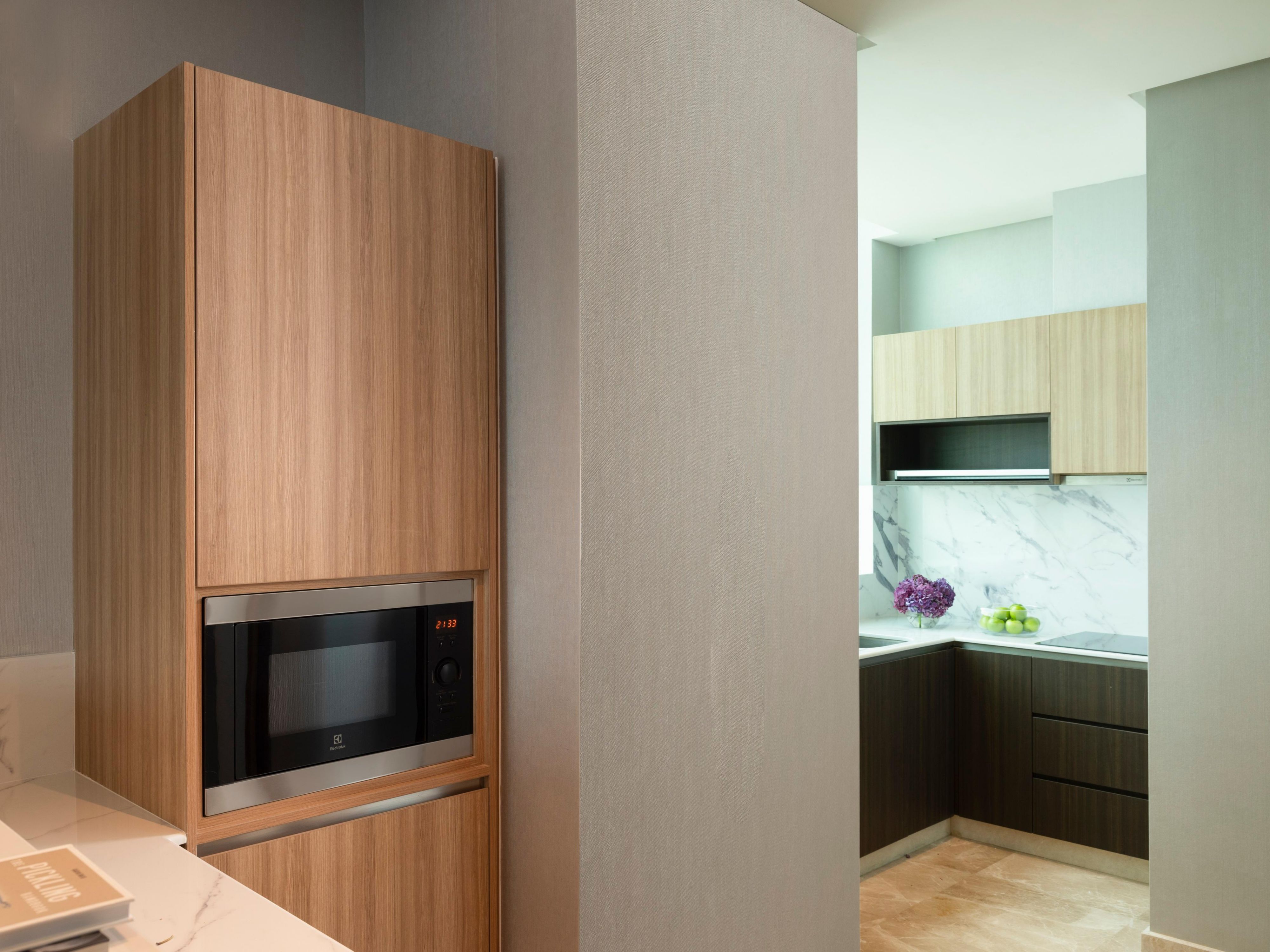 Hotel Feature
