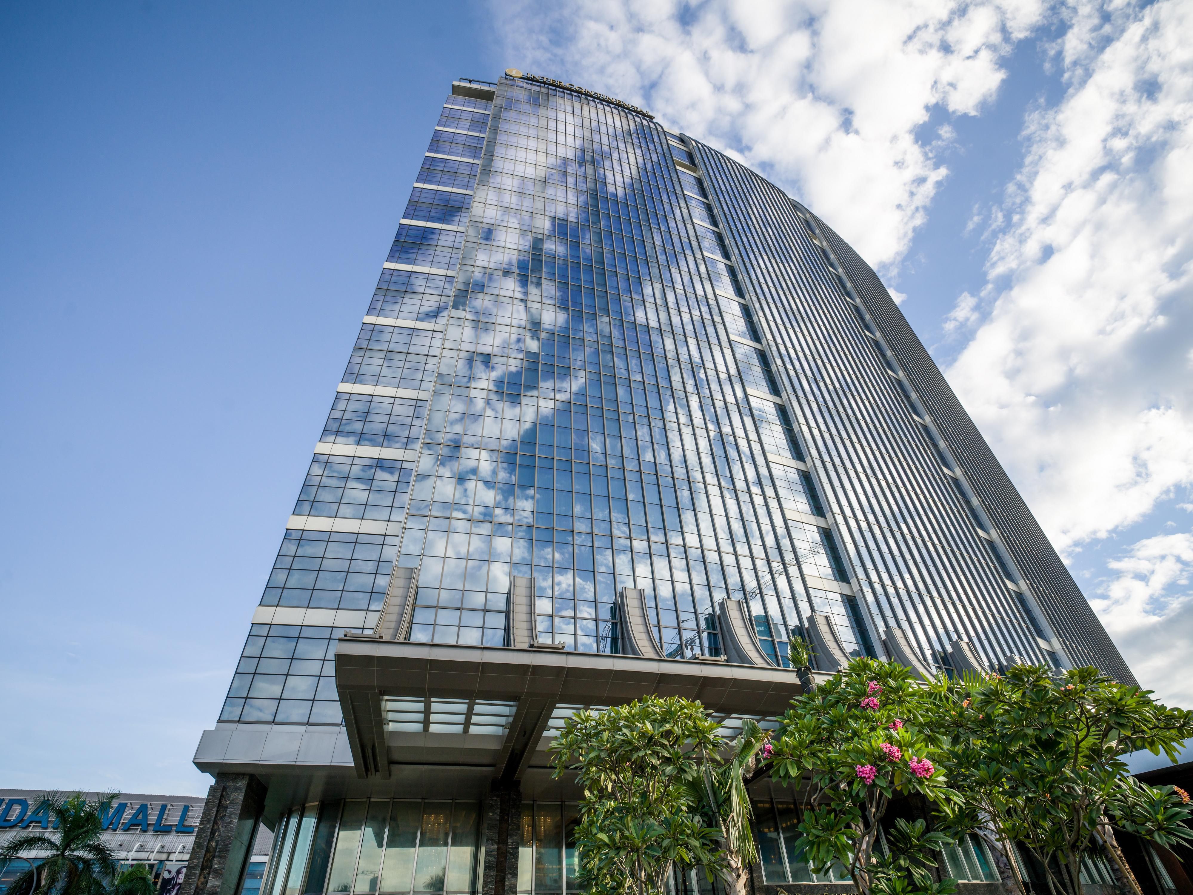 Exterior Feature