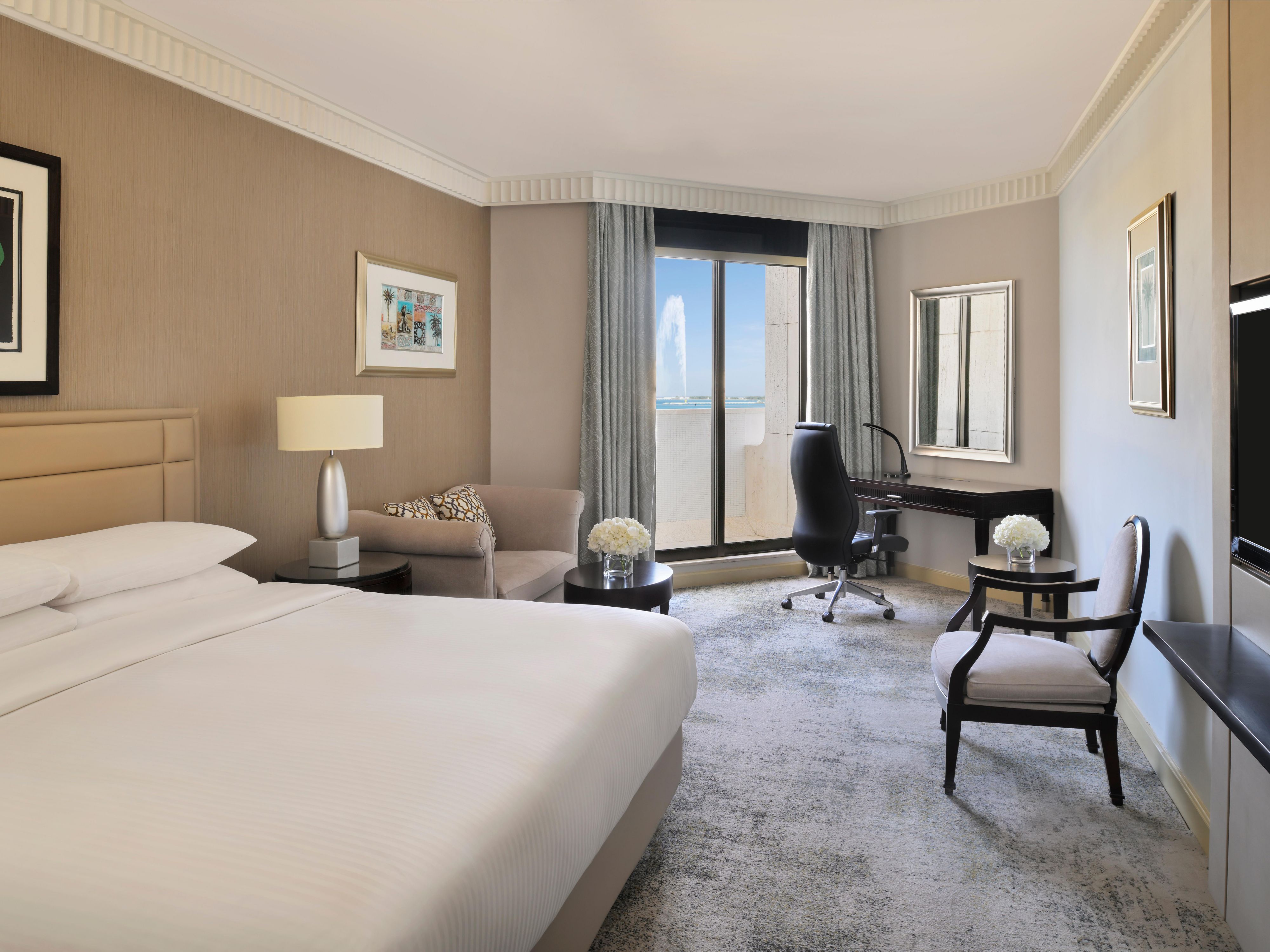 King room with balcony