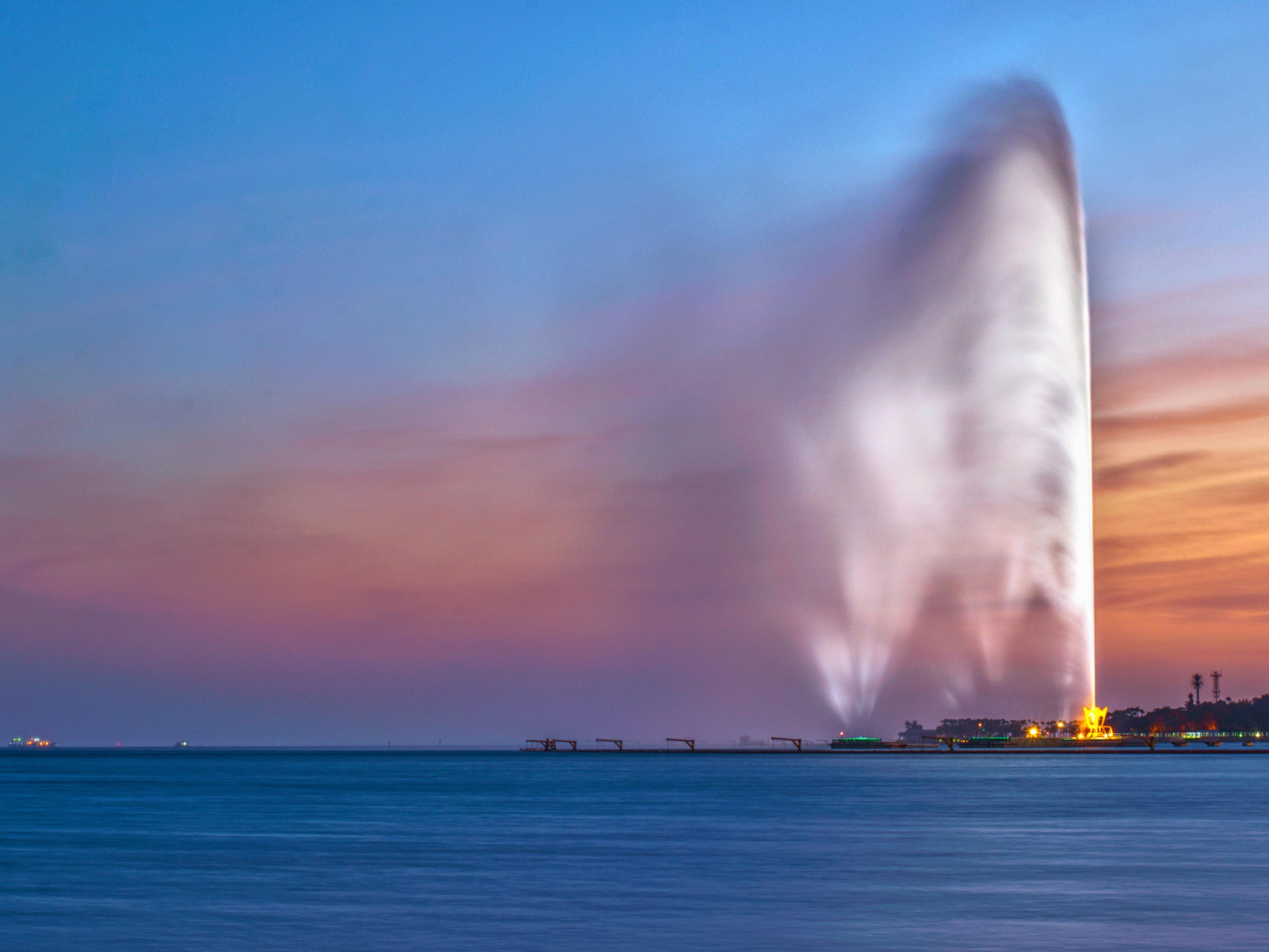 King Fahd Fountain - The world tallest fountain