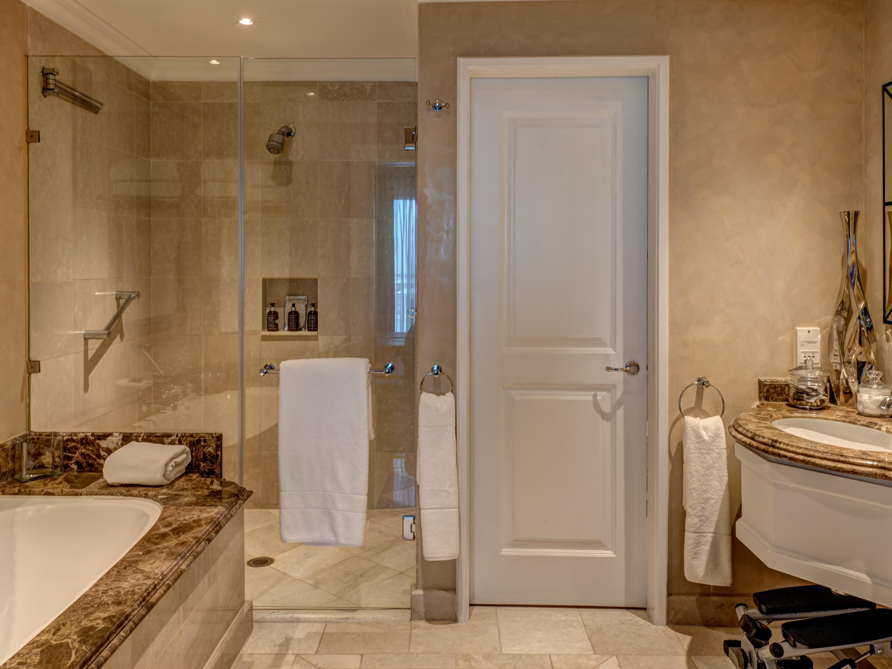 Presidential Suite Bathroom