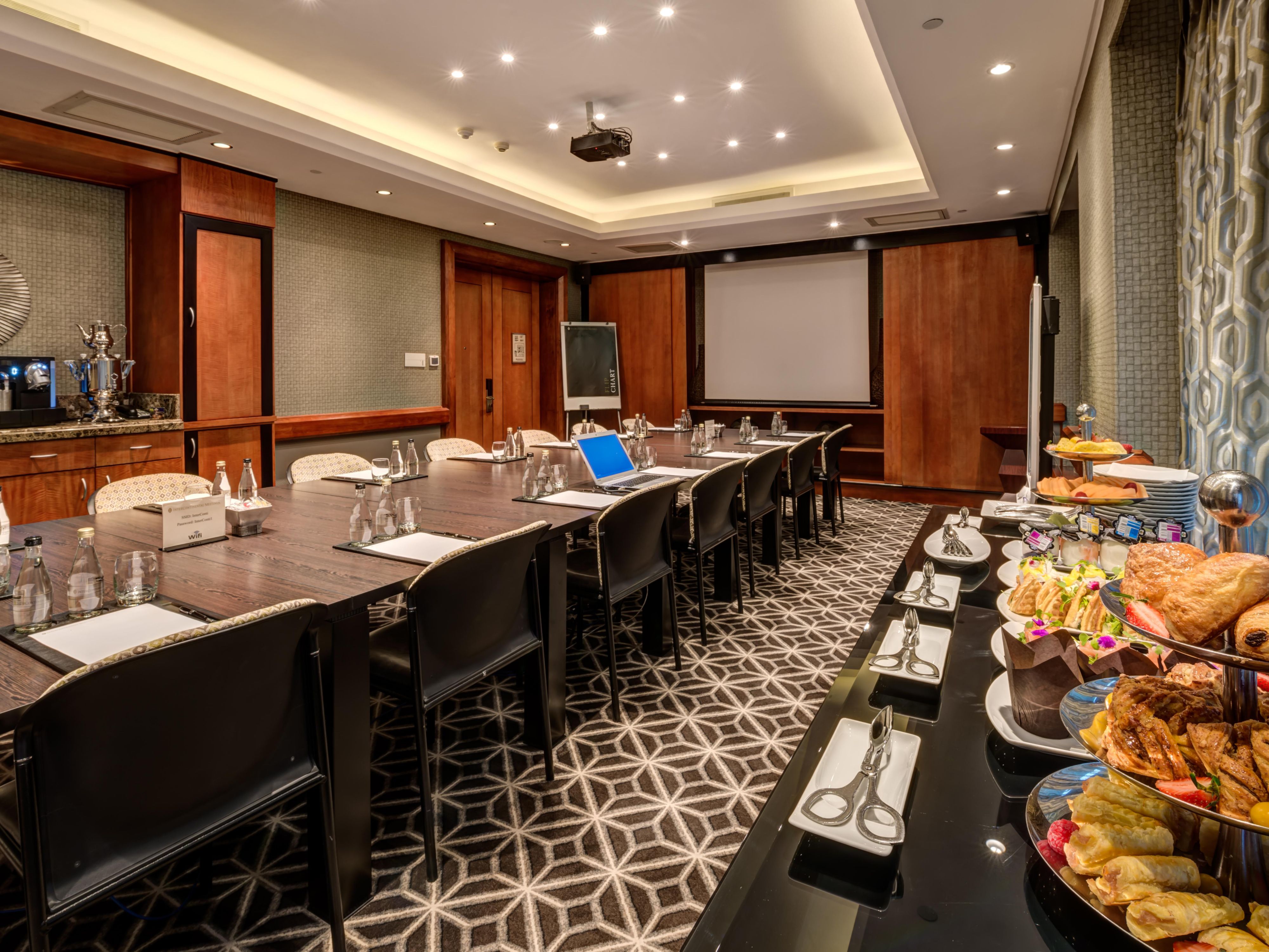 Karoo Meeting Room