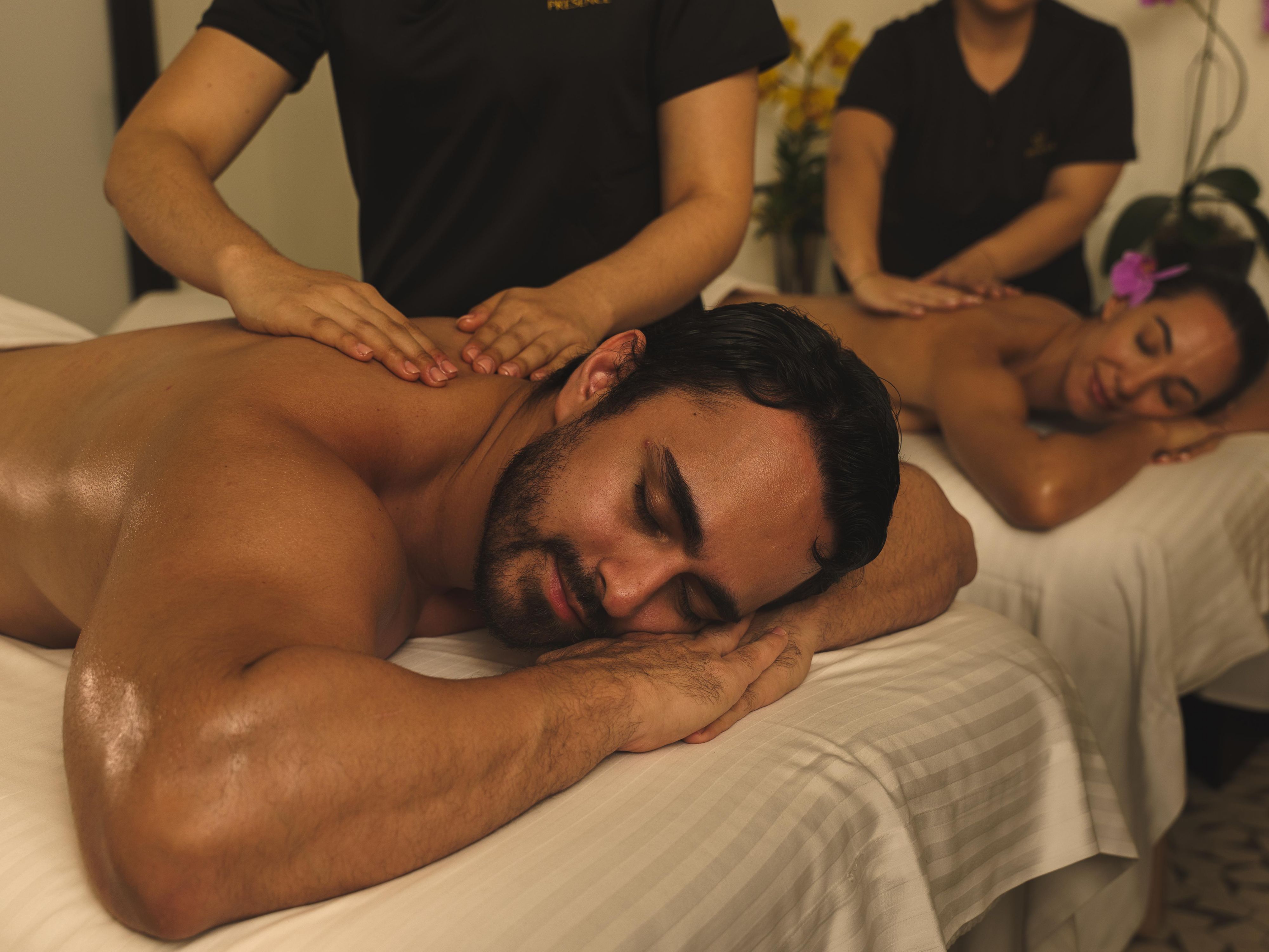 Couples massage at Presence Spa