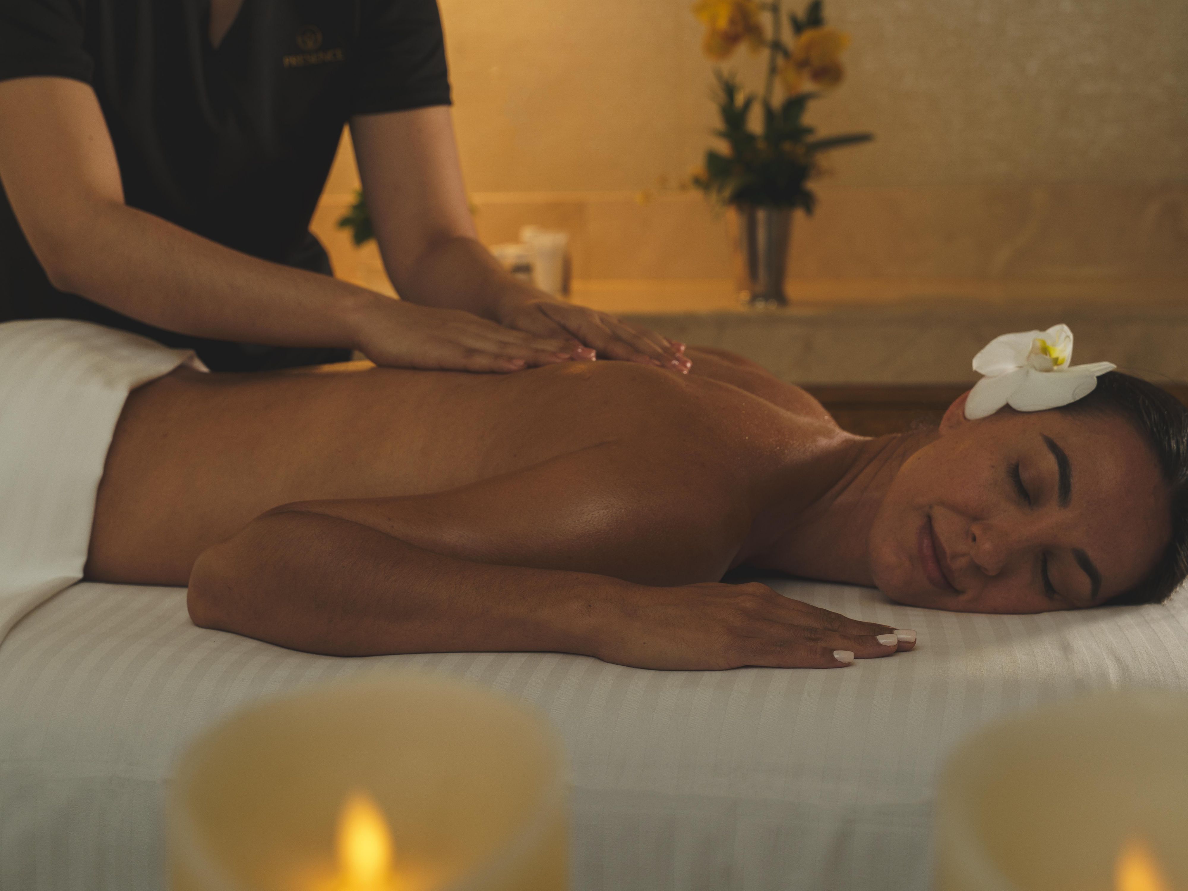 Relax and undwind in our spa.