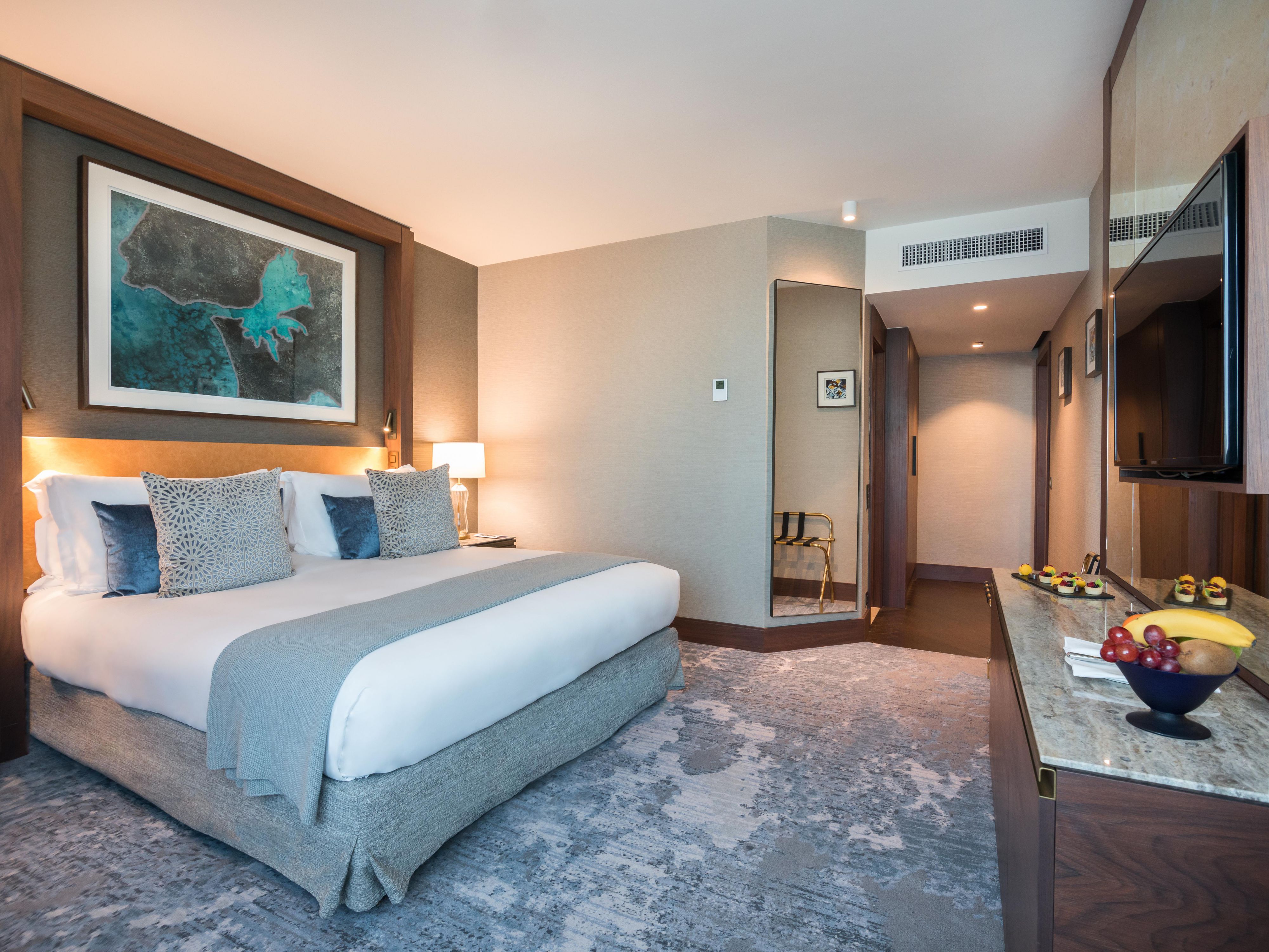 Enjoy a luxurious stay at one of InterContinental Lisbon's Suite