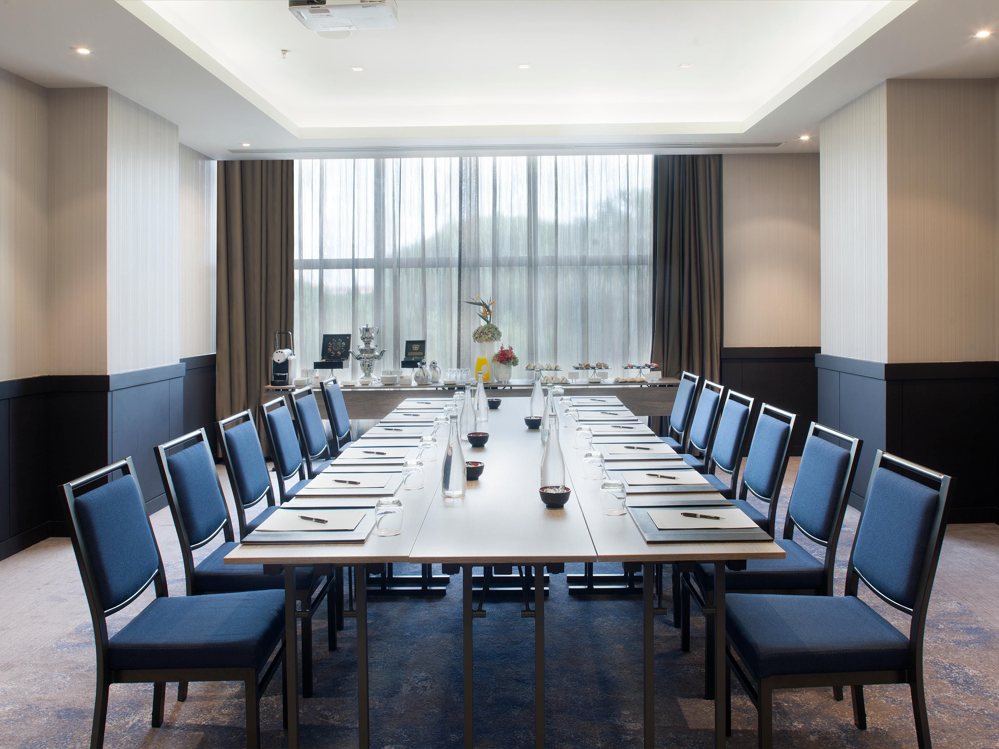 Meeting with natural Daylight