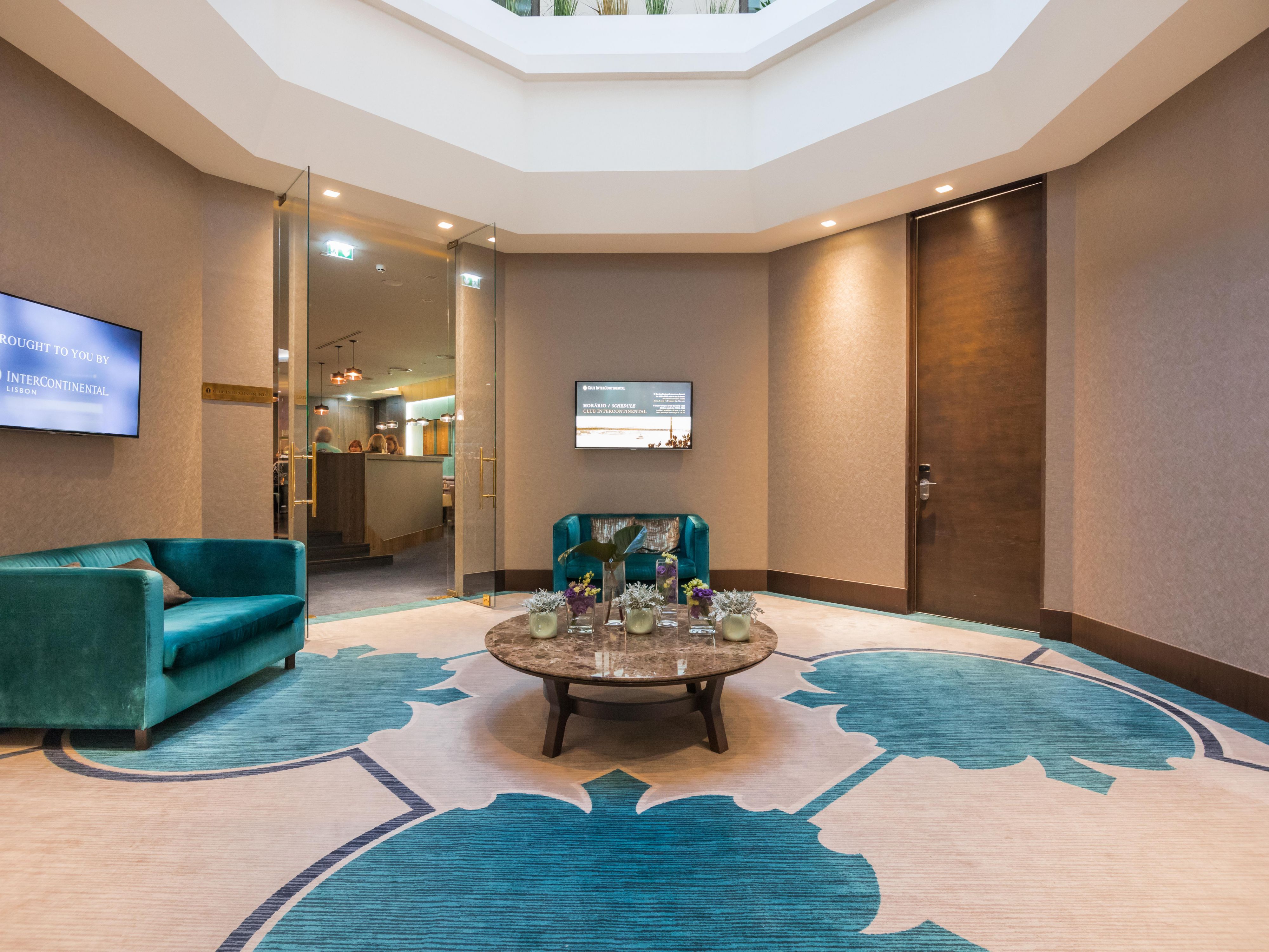 Club Lounge Entrance 