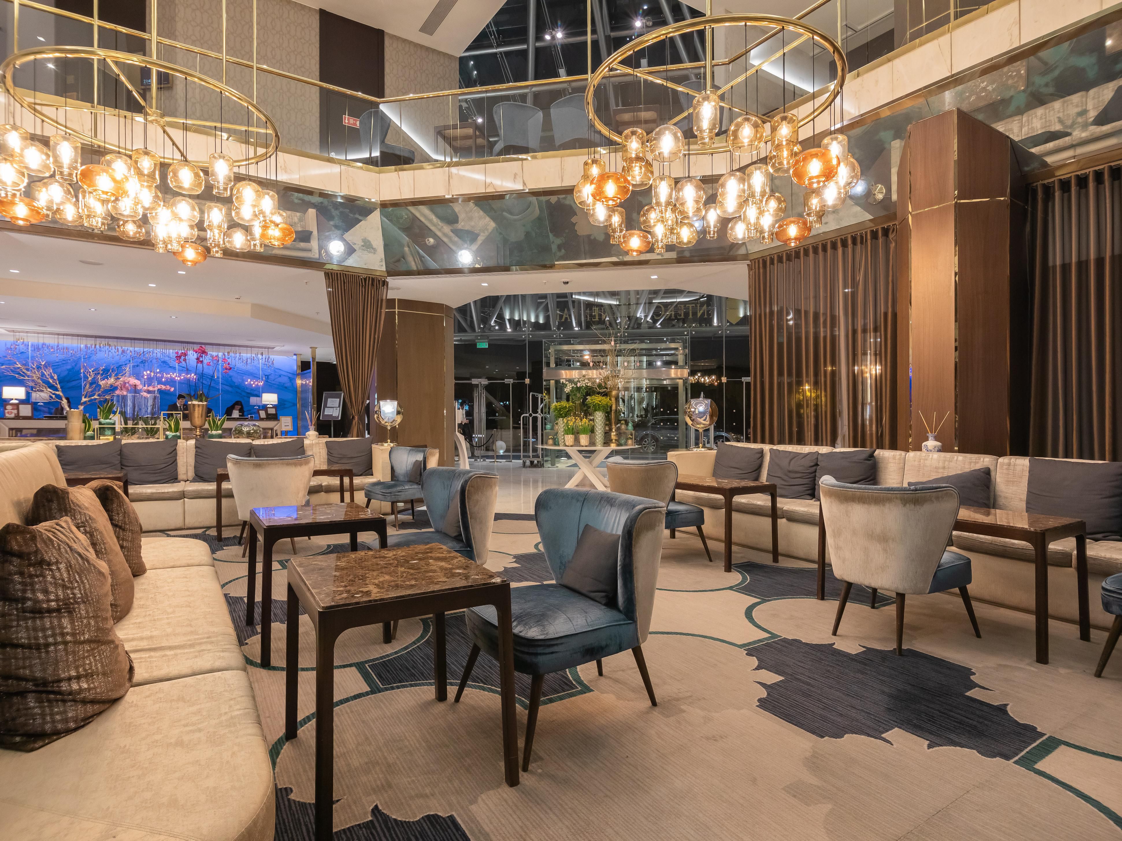 Wait comfortably at our lobby. 
